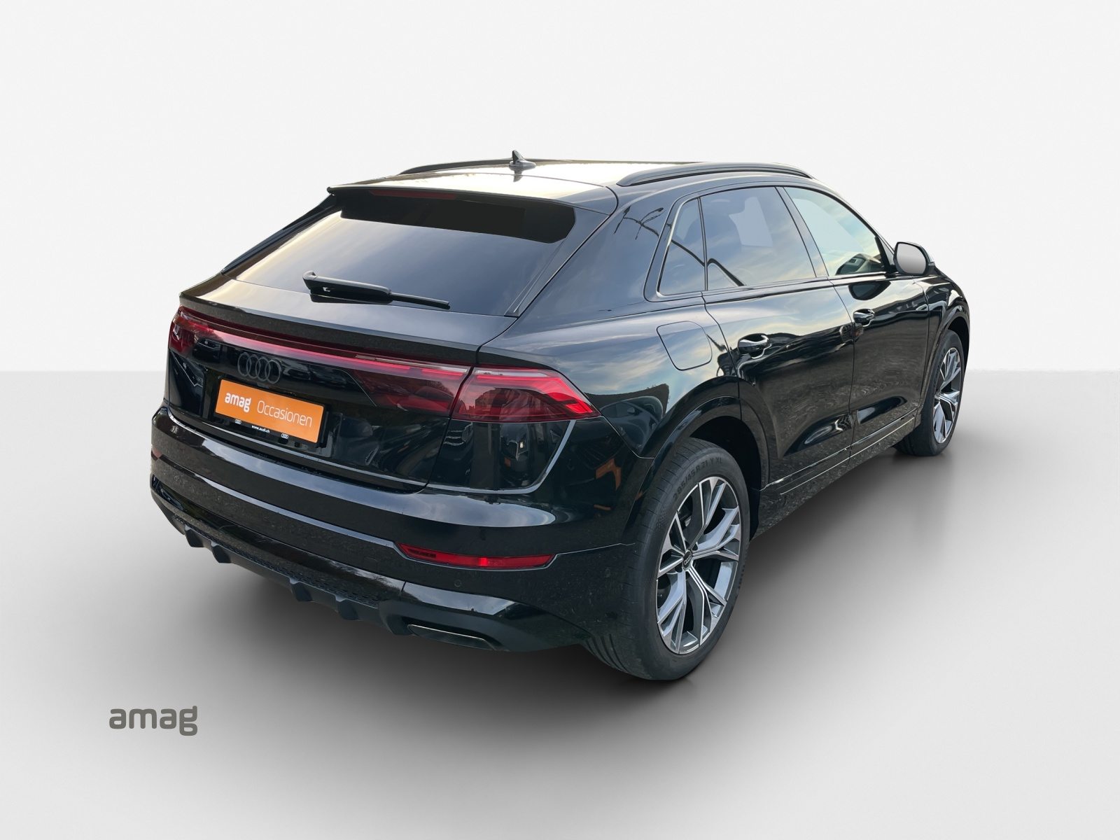 AUDI Q8 SUV 55 TFSI e, Hybride Intégral Essence/Électricité, Occasion / Utilisé, Automatique - 5