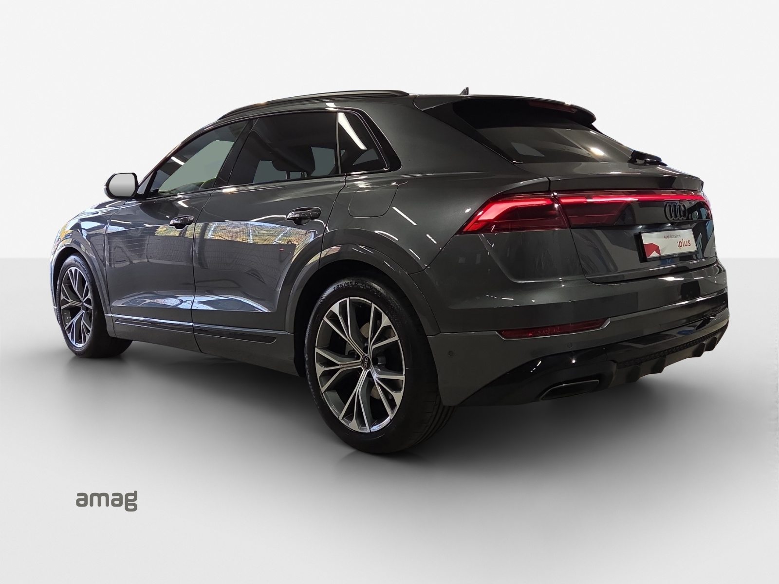 AUDI Q8 SUV 55 TFSI e, Full-Hybrid Petrol/Electric, Second hand / Used, Automatic - 3