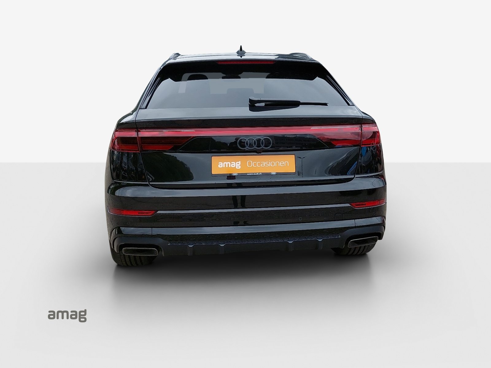 AUDI Q8 SUV 55 TFSI e, Full-Hybrid Petrol/Electric, Second hand / Used, Automatic - 5