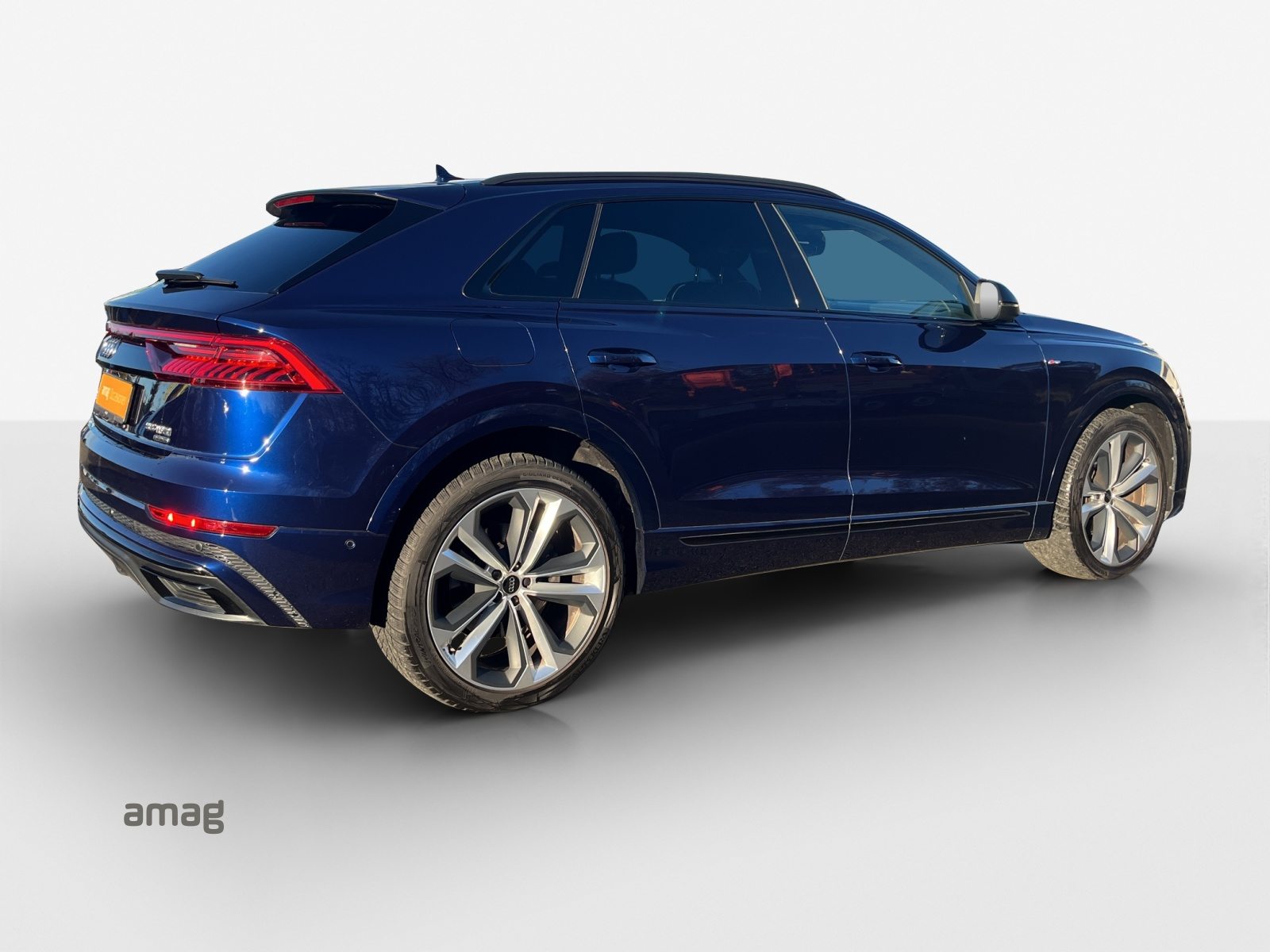 AUDI Q8 55 TFSI Black Edition, Benzina, Occasioni / Usate, Automatico - 5