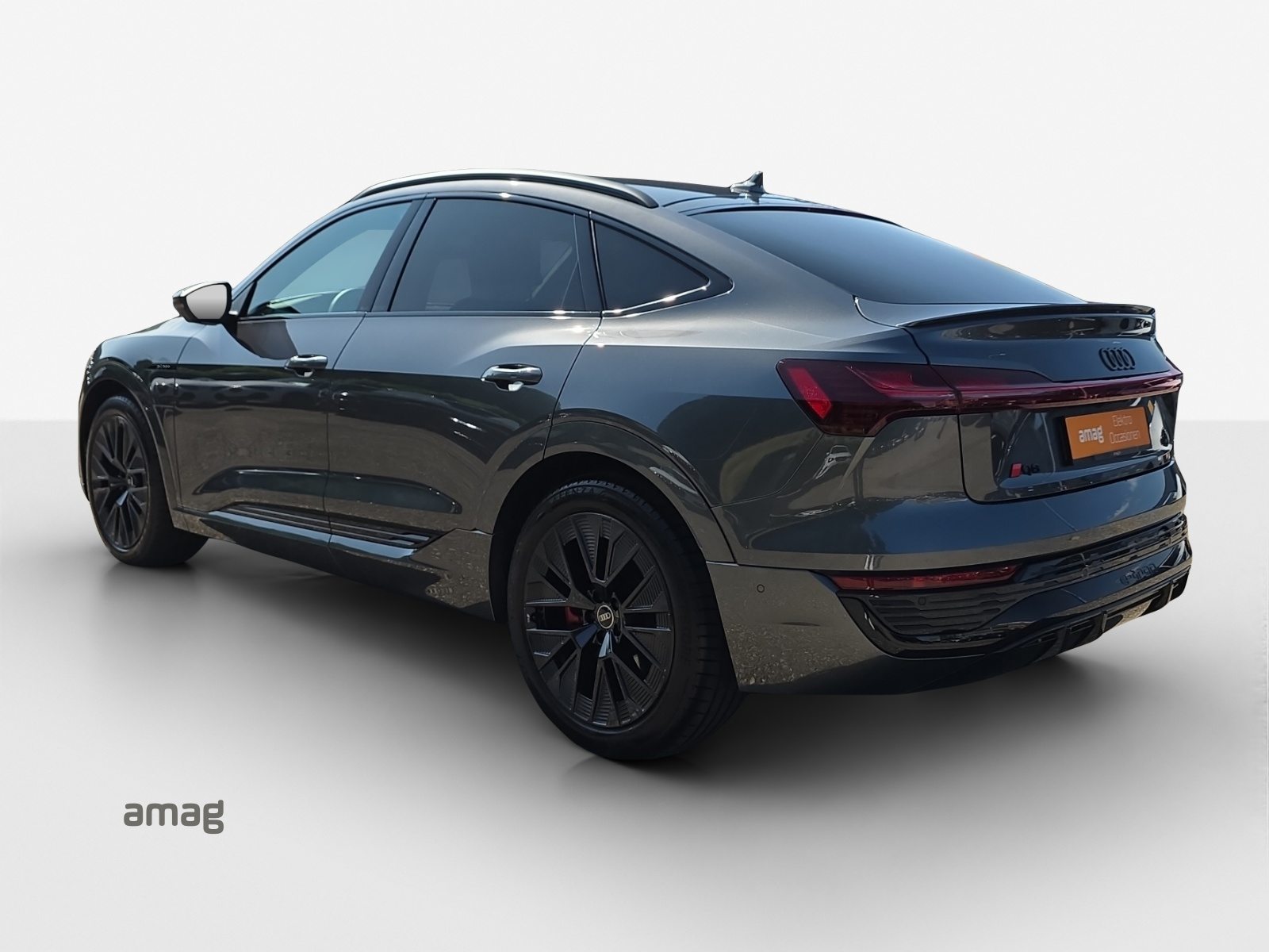 AUDI Q8 Sportback 55 e-tron Black Edition, Électrique, Occasion / Utilisé, Automatique - 3