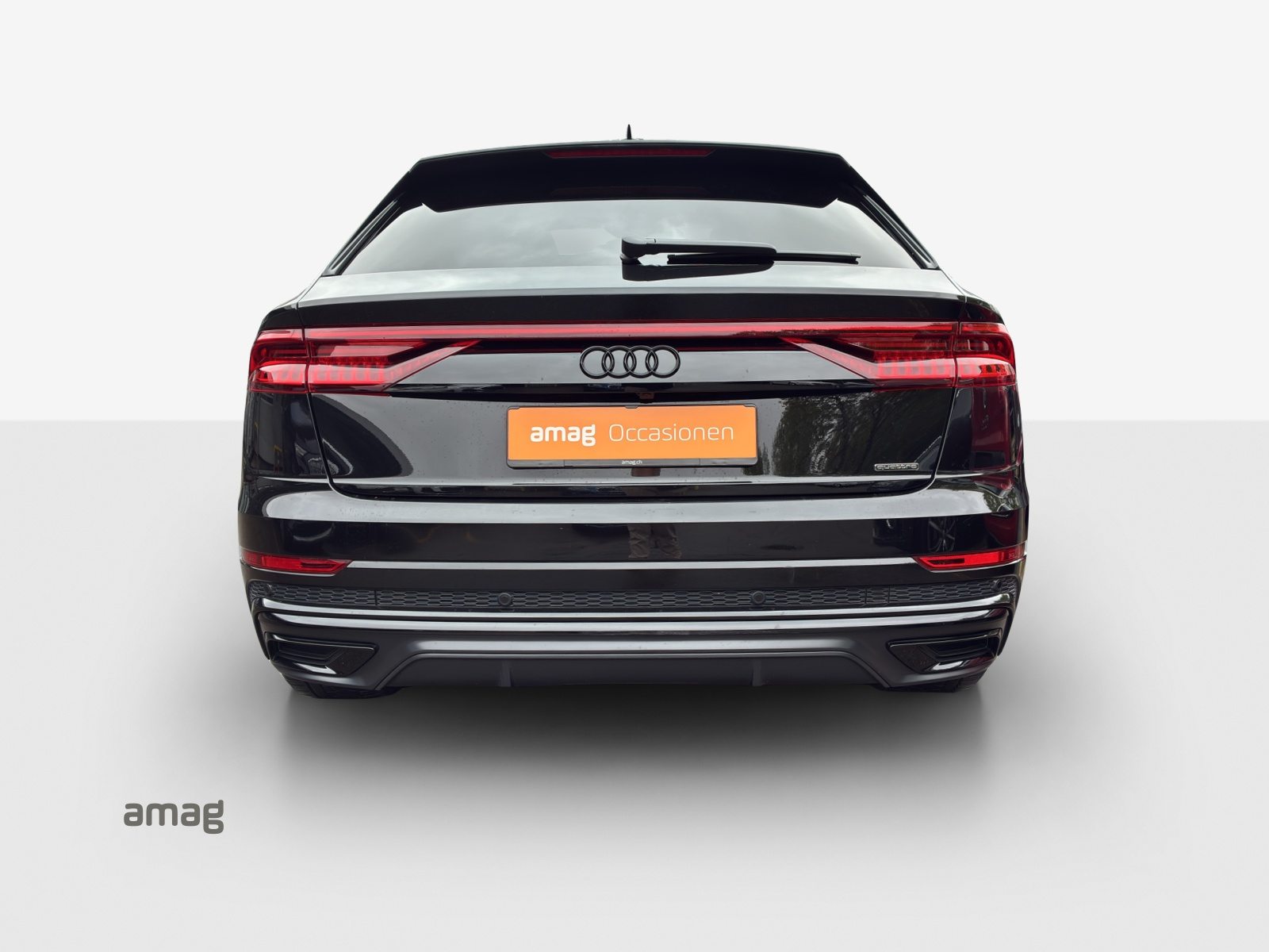 AUDI Q8 55 TFSI, Petrol, Second hand / Used, Automatic - 4