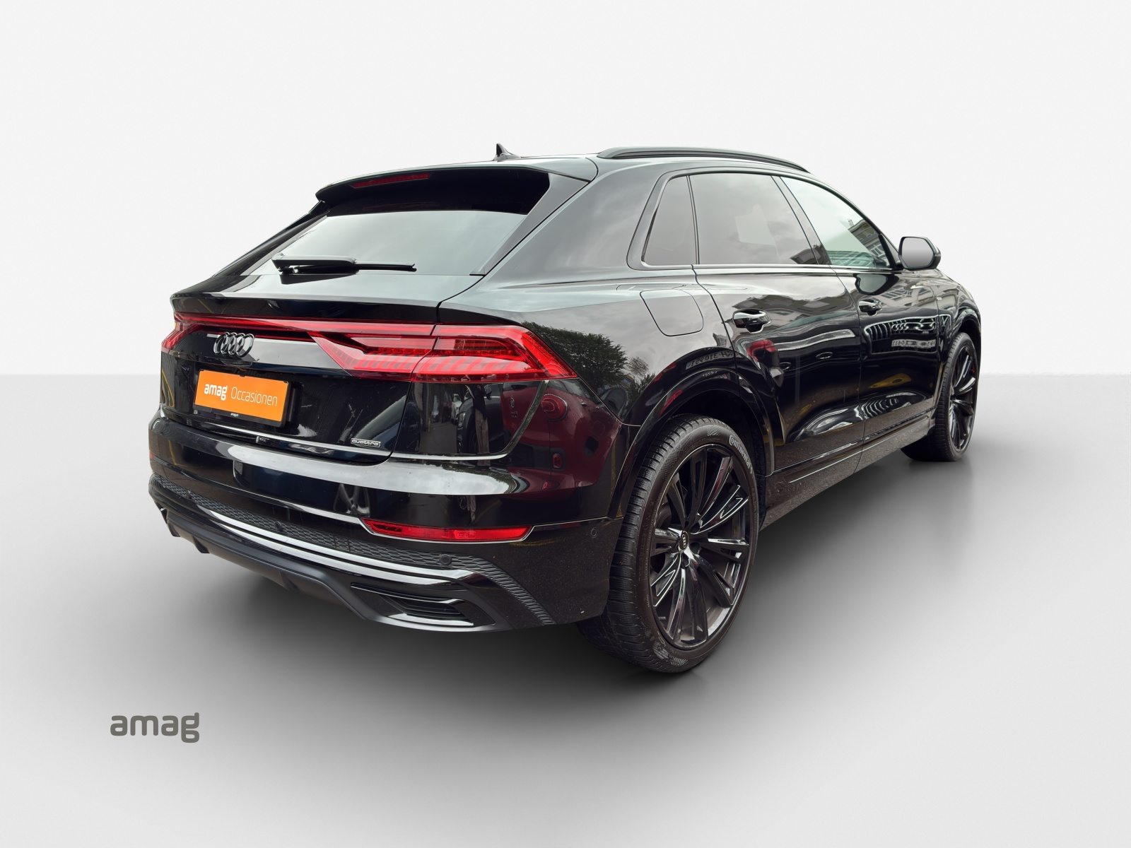 AUDI Q8 55 TFSI, Petrol, Second hand / Used, Automatic - 5
