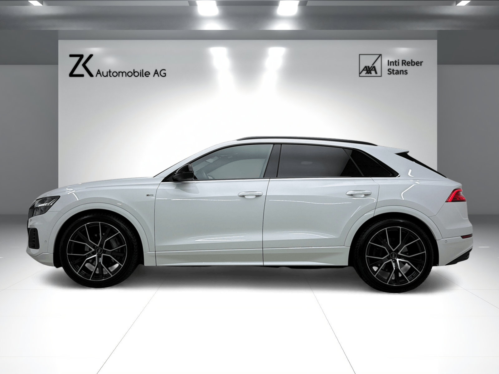 AUDI Q8 55 TFSI S-Line 340PS quattro Pure White tiptronic /, Mild-Hybrid Petrol/Electric, Second hand / Used, Automatic - 3