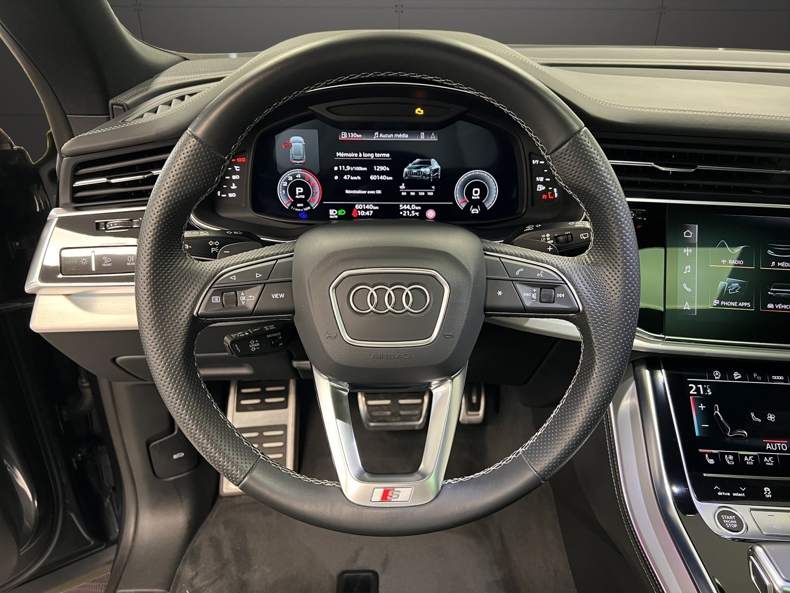 AUDI Q8 55 TFSI quattro tiptronic, Mild-Hybrid Petrol/Electric, Second hand / Used, Automatic - 7
