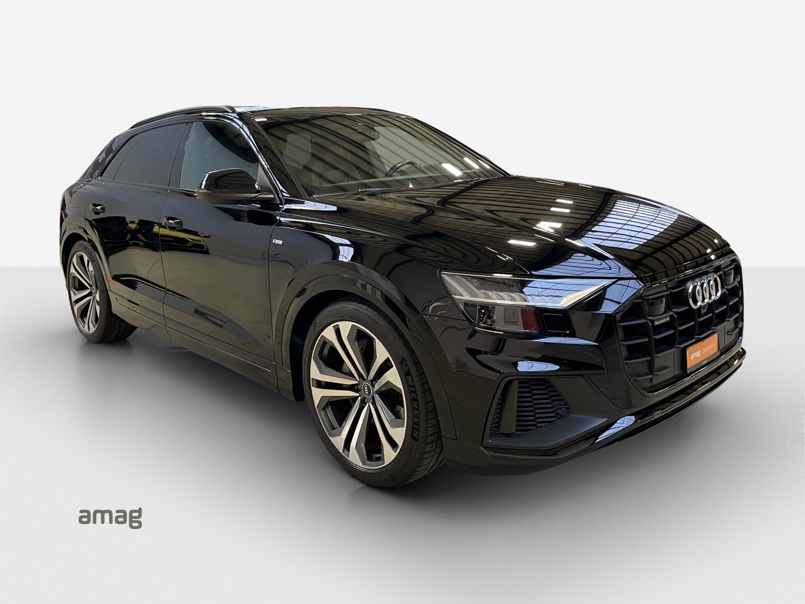 AUDI Q8 55 TFSI Black Edition, Petrol, Second hand / Used, Automatic - 6