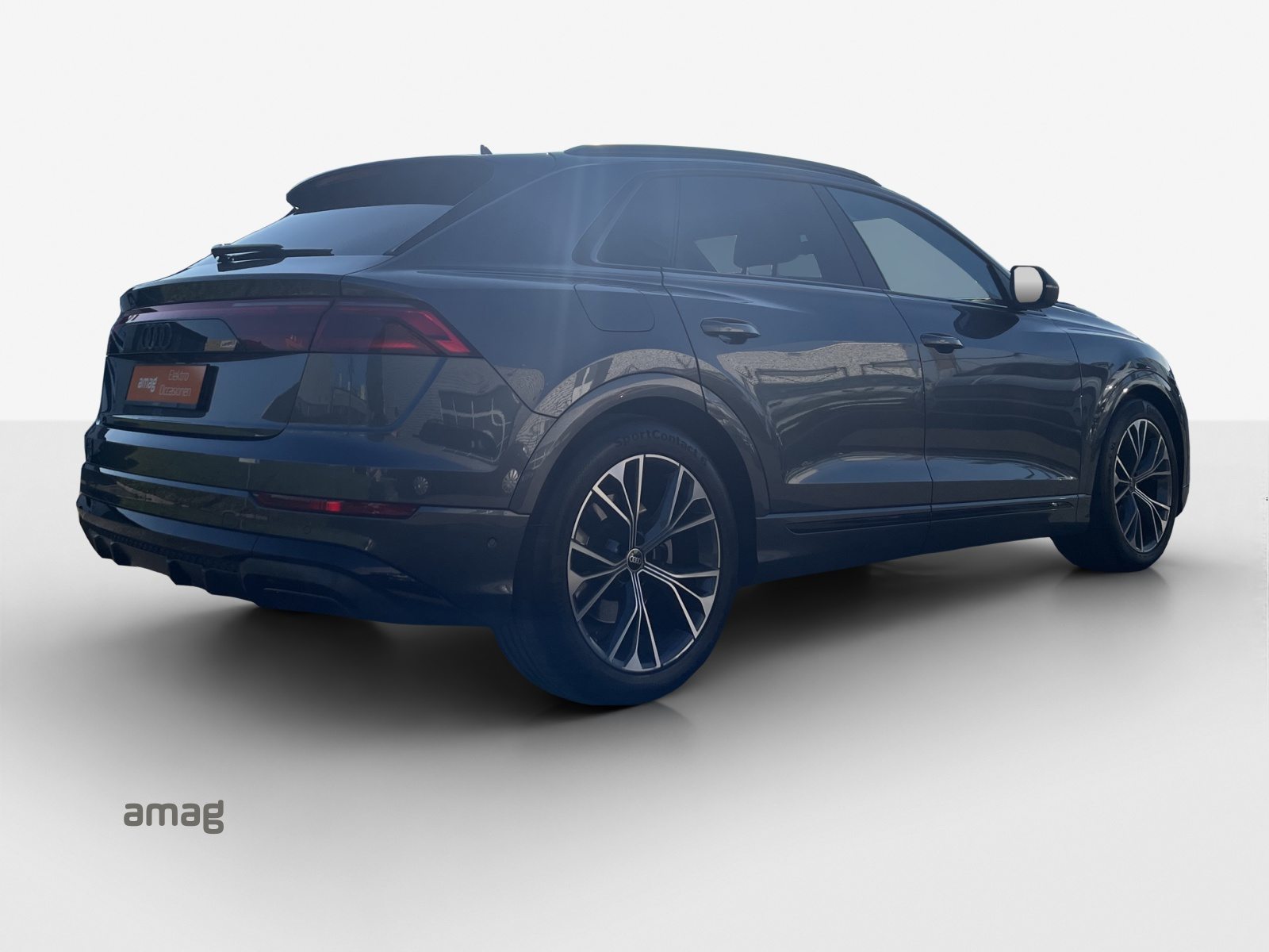 AUDI Q8 SUV 55 TFSI e, Full-Hybrid Petrol/Electric, Second hand / Used, Automatic - 6