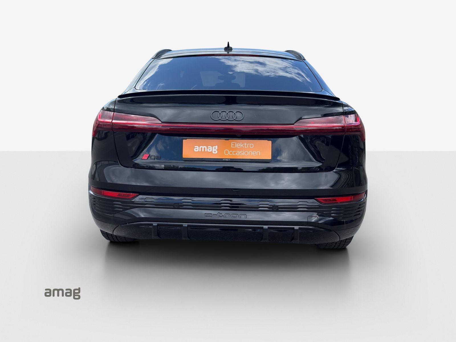 AUDI Q8 Sportback 55 e-tron Black Edition, Électrique, Occasion / Utilisé, Automatique - 4