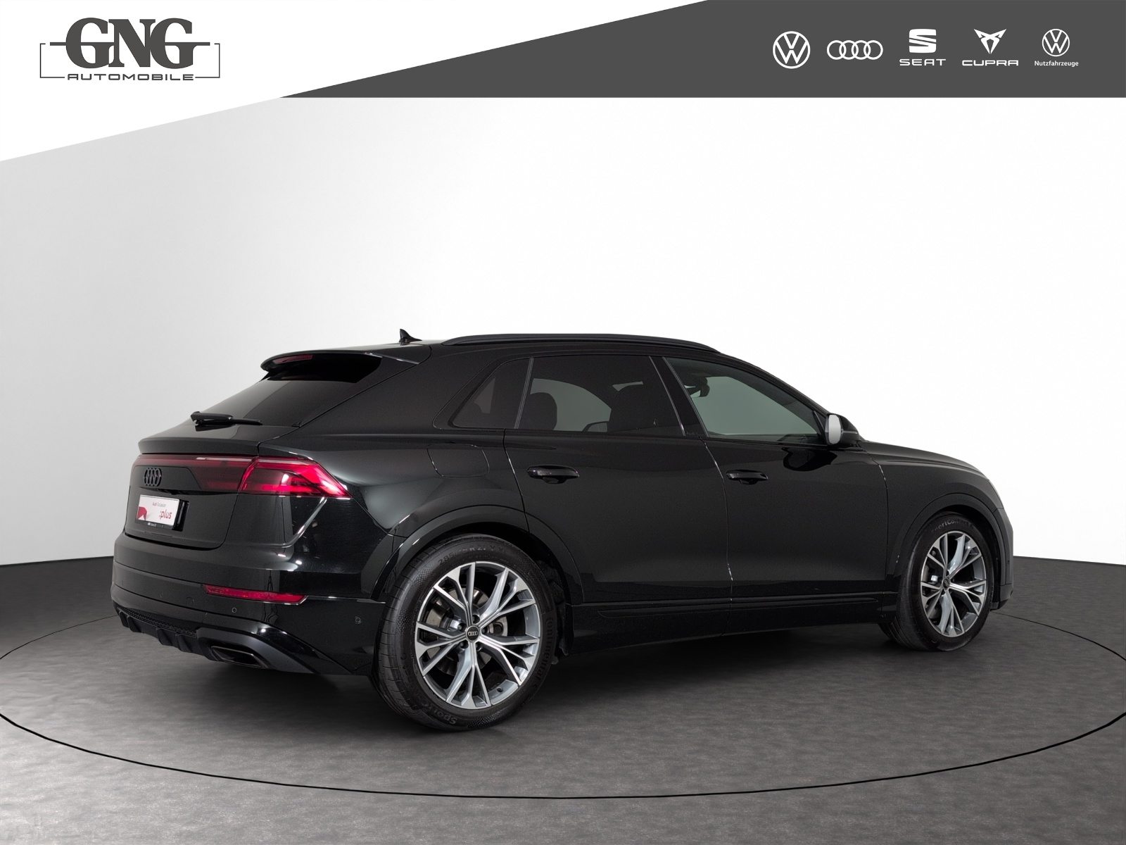 AUDI Q8 SUV 55 TFSI e, Full-Hybrid Petrol/Electric, Second hand / Used, Automatic - 3