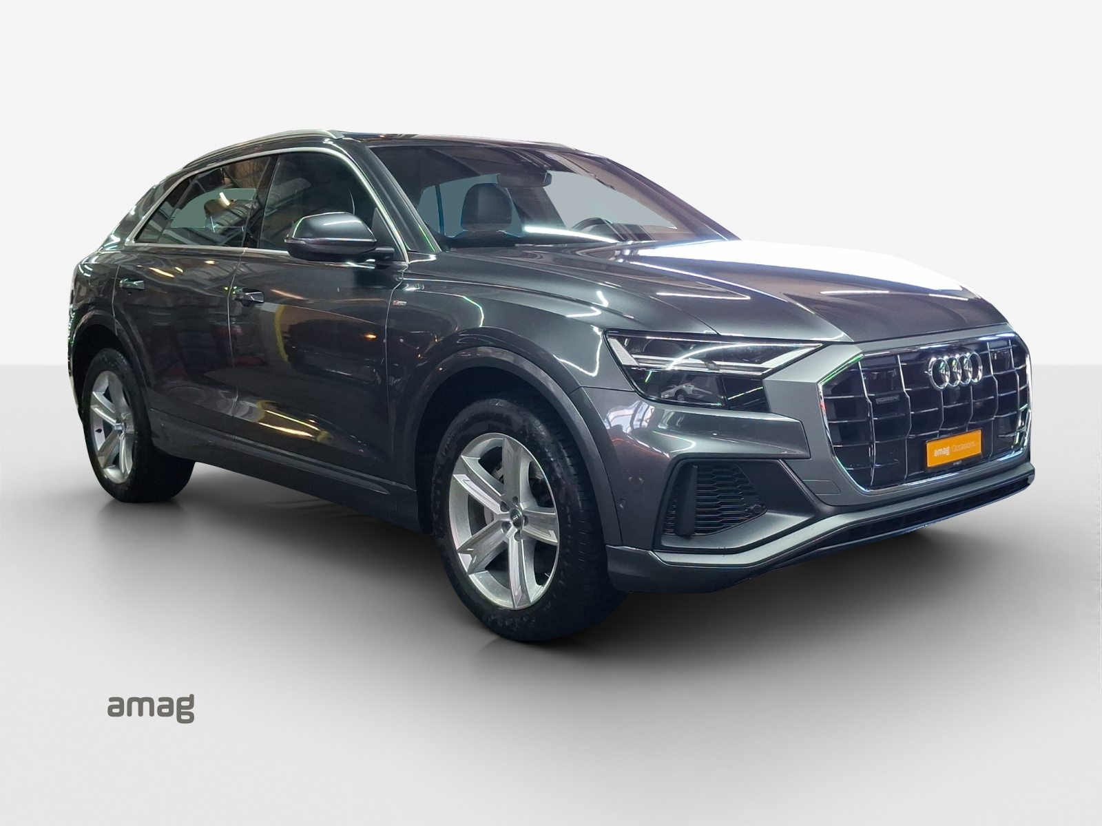 AUDI Q8 55 TFSI, Petrol, Second hand / Used, Automatic - 6