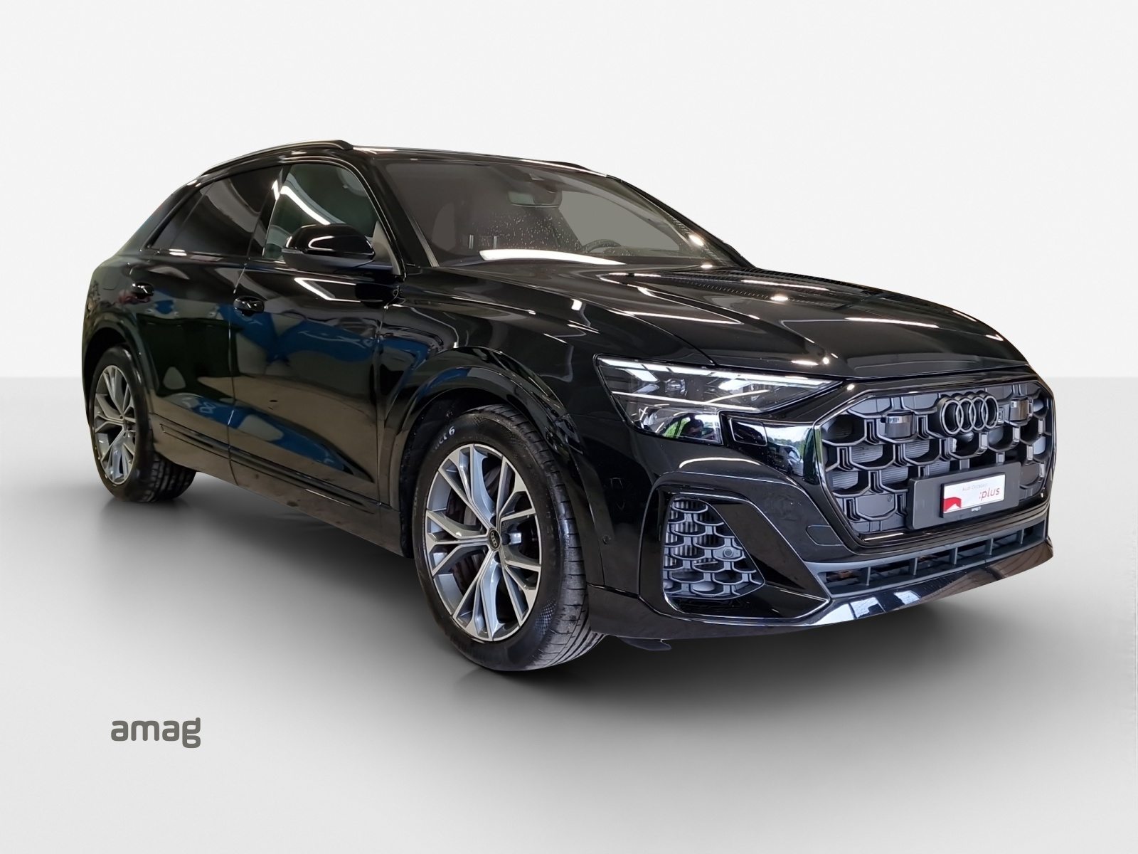 AUDI Q8 SUV 55 TFSI e, Full-Hybrid Petrol/Electric, Second hand / Used, Automatic - 7
