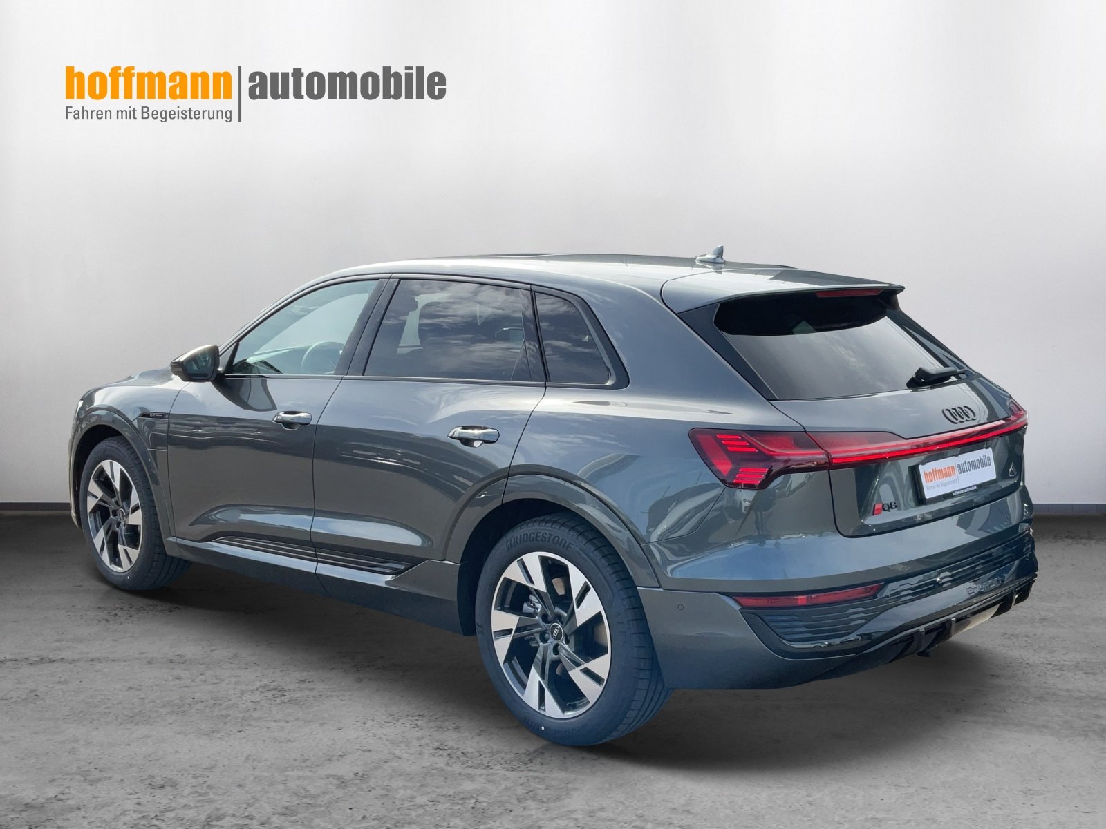 AUDI Q8 50 e-tron S line quattro, Electric, Second hand / Used, Automatic - 6