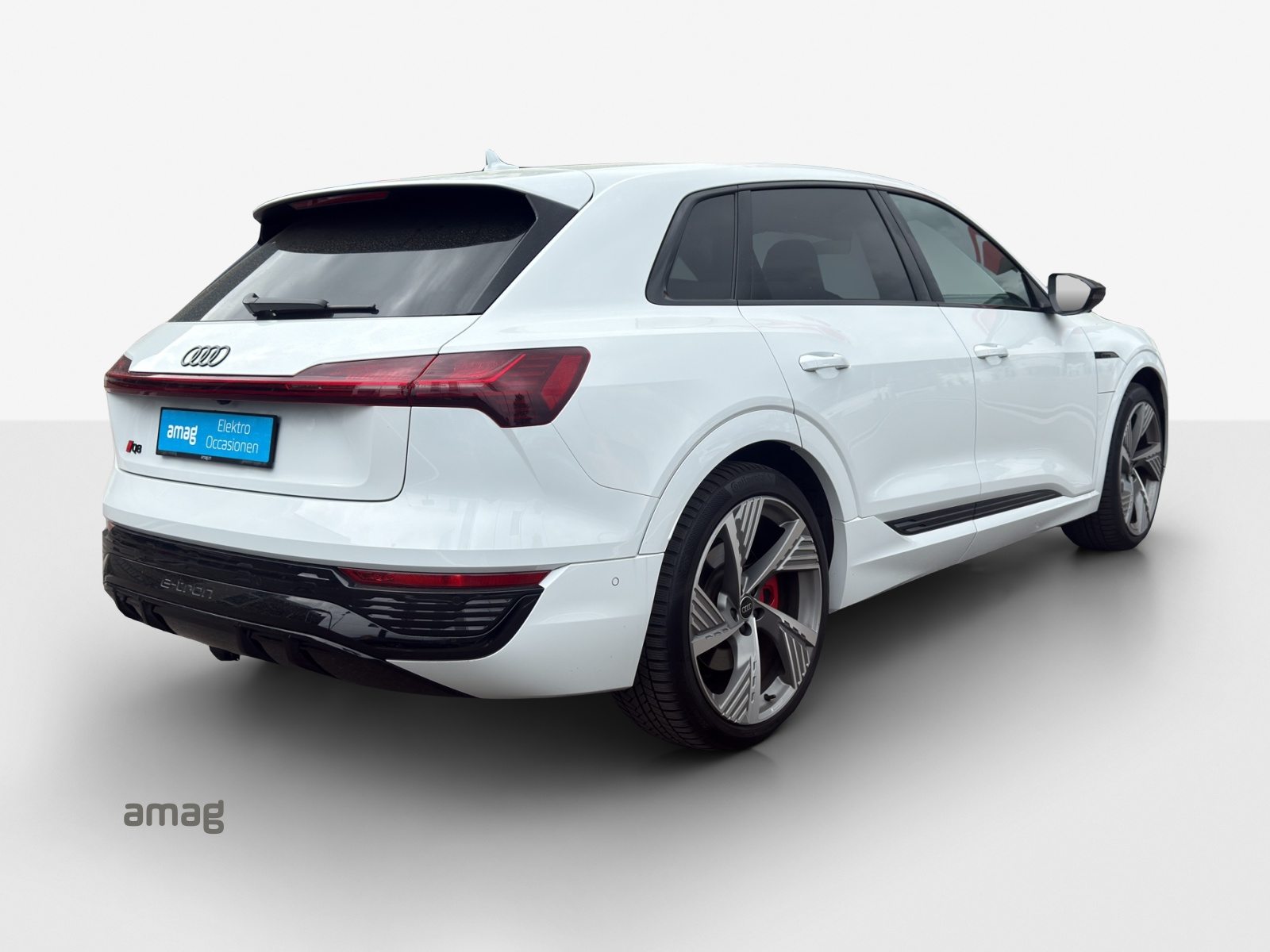 AUDI Q8 55 e-tron Black Edition, Électrique, Occasion / Utilisé, Automatique - 6