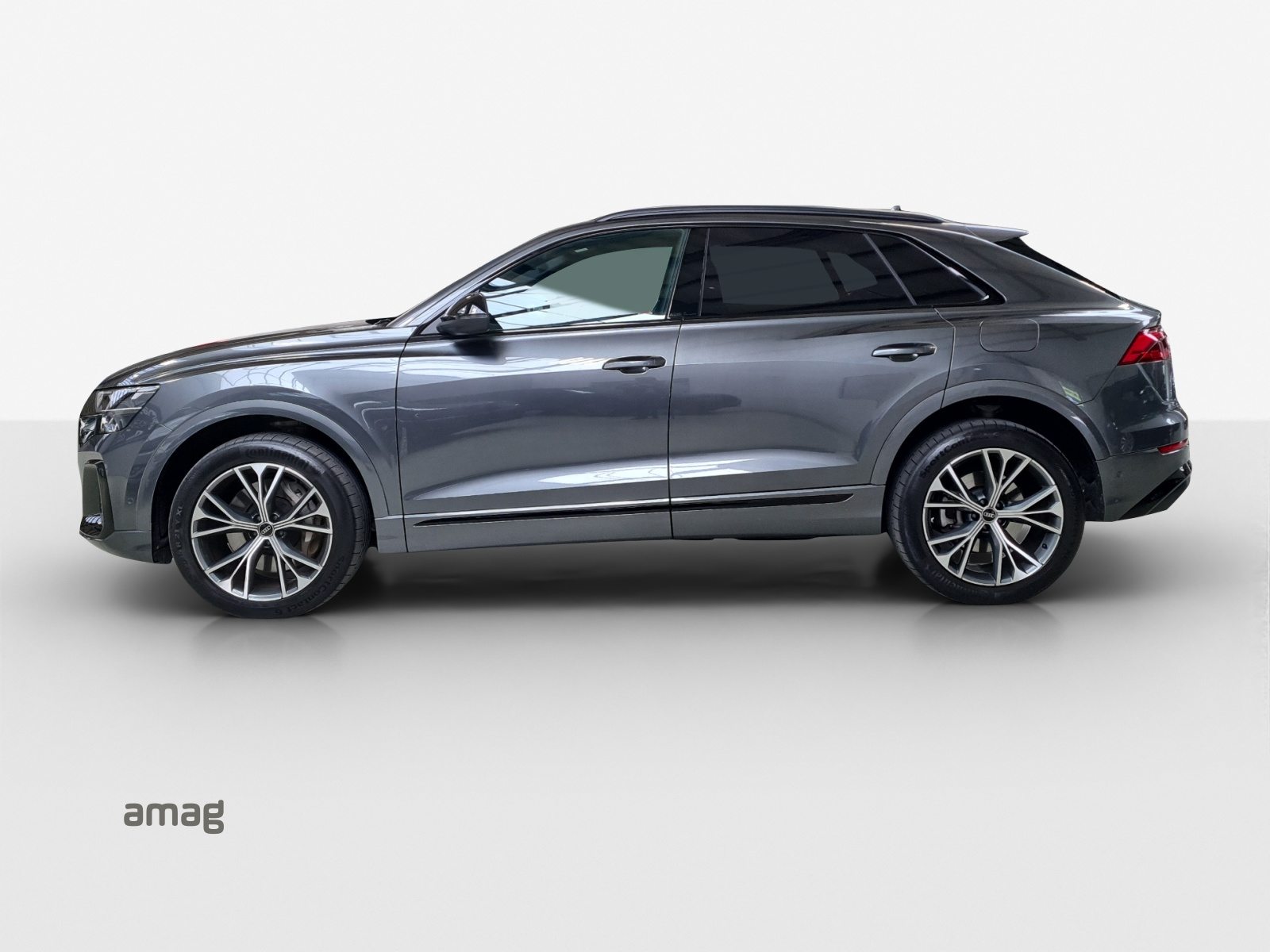 AUDI Q8 SUV 55 TFSI e, Hybride Intégral Essence/Électricité, Occasion / Utilisé, Automatique - 2