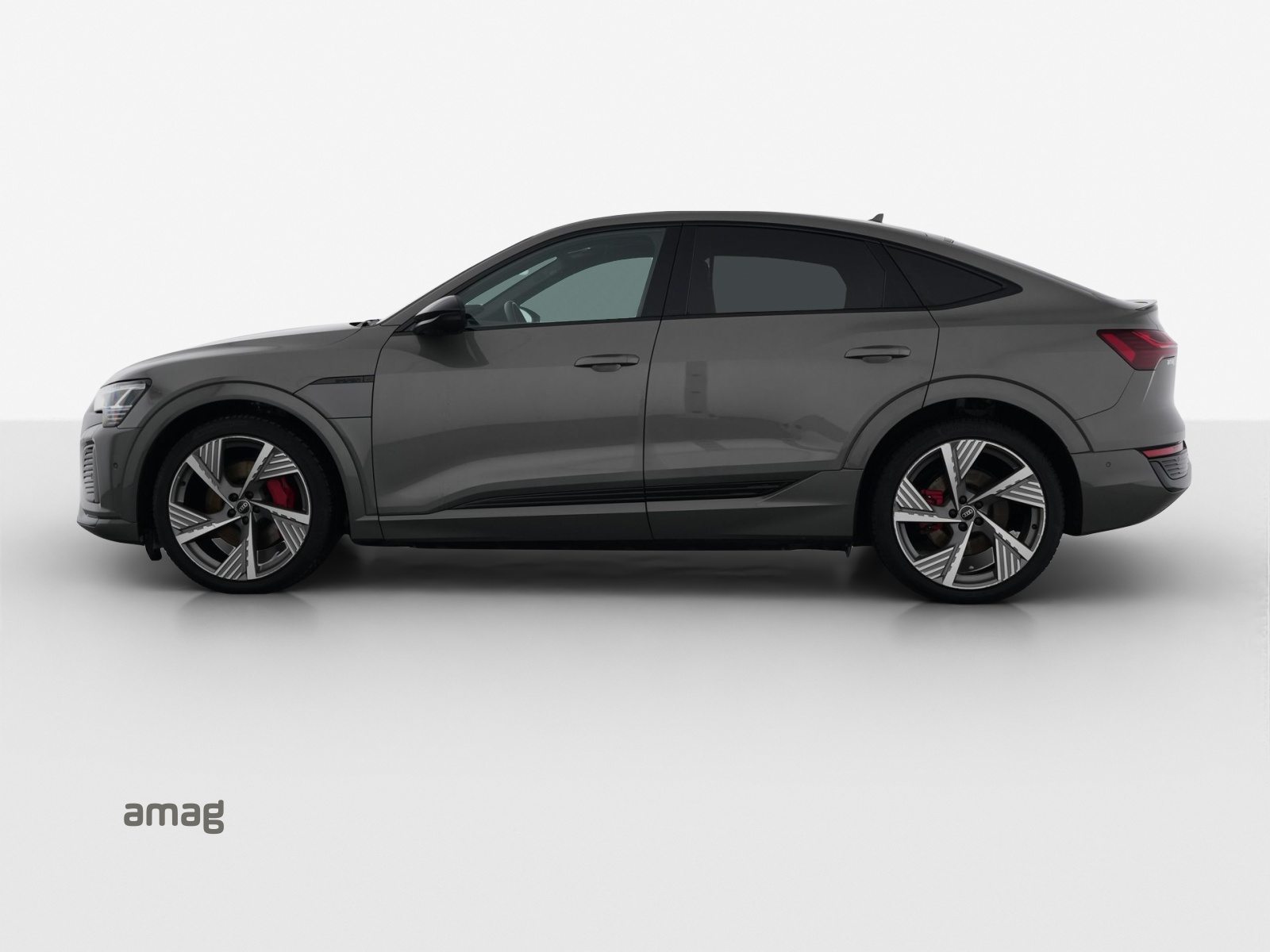 AUDI Q8 Sportback 55 e-tron Black Edition, Electric, Second hand / Used, Automatic - 2