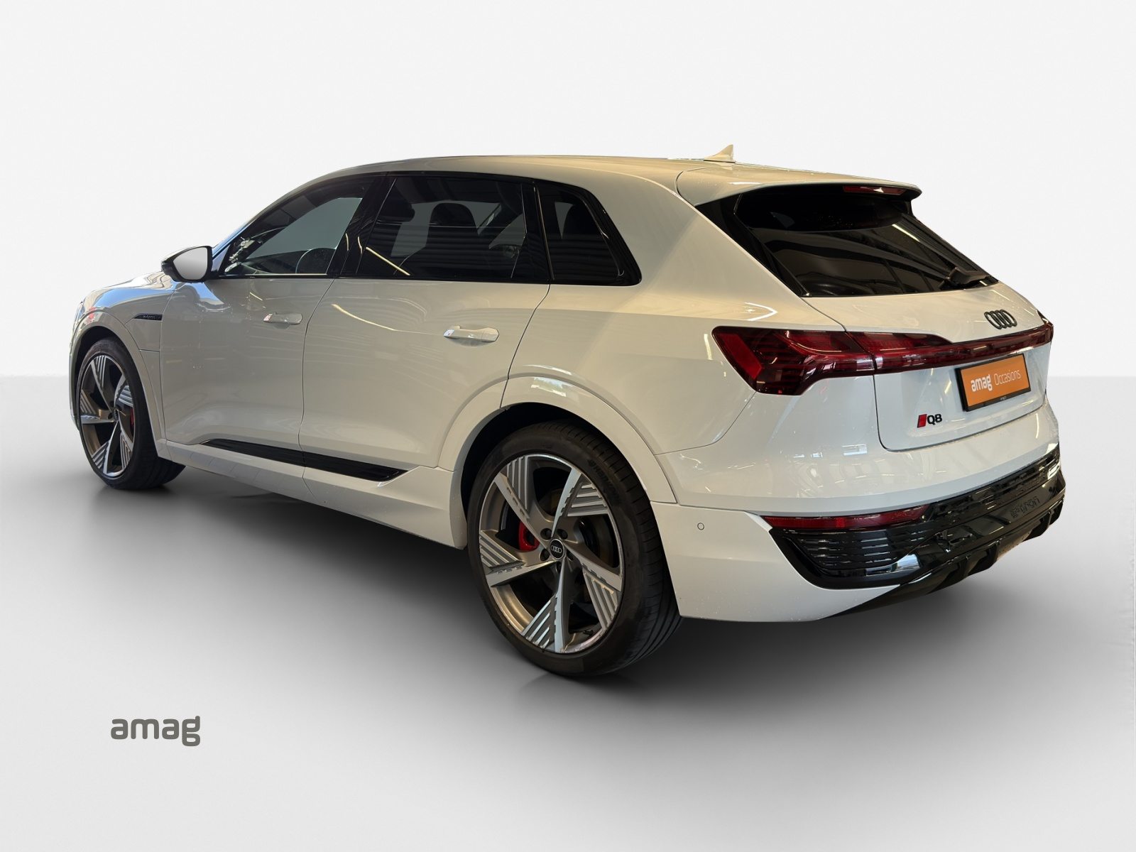 AUDI Q8 55 e-tron Black Edition, Electric, Second hand / Used, Automatic - 3