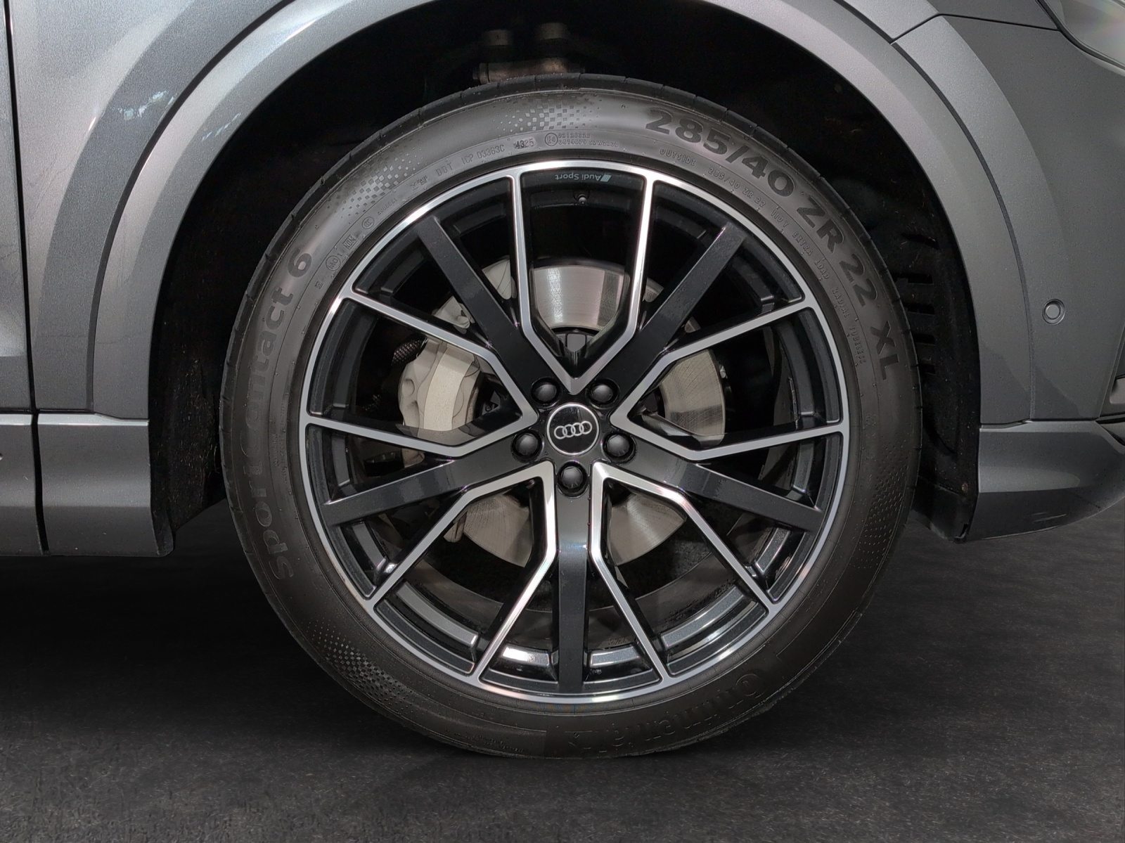 AUDI Q8 55 TFSI, Essence, Occasion / Utilisé, Automatique - 5