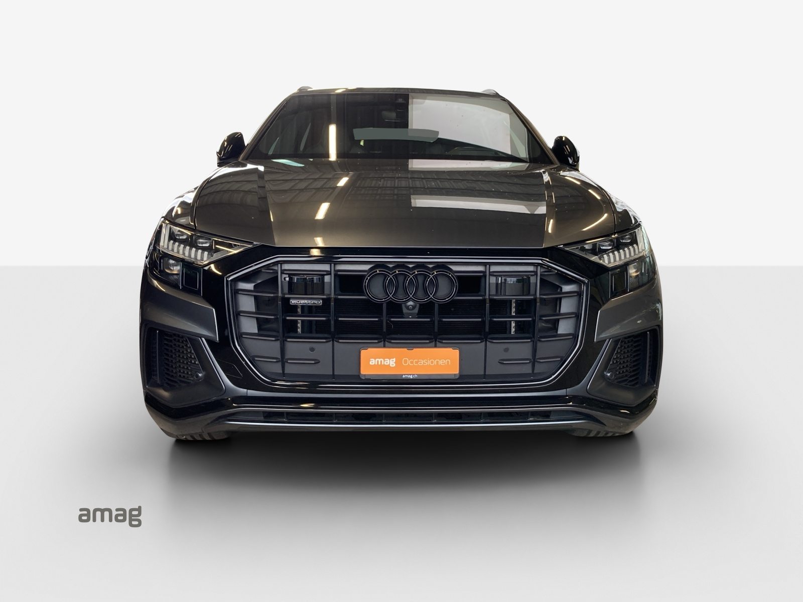 AUDI Q8 60 TFSI e, Voll-Hybrid Benzin/Elektro, Occasion / Gebraucht, Automatik - 7