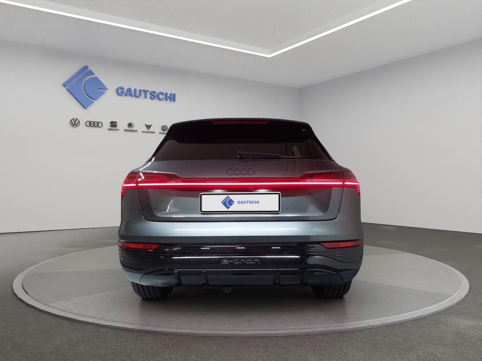 AUDI Q8 50 e-tron Black Edition quattro, Électrique, Occasion / Utilisé, Automatique - 4