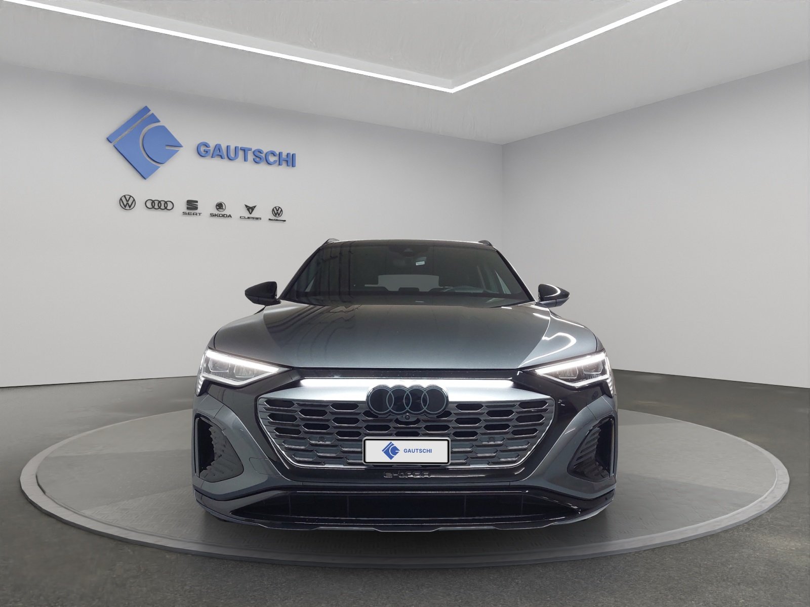 AUDI Q8 50 e-tron Black Edition quattro, Électrique, Occasion / Utilisé, Automatique - 5