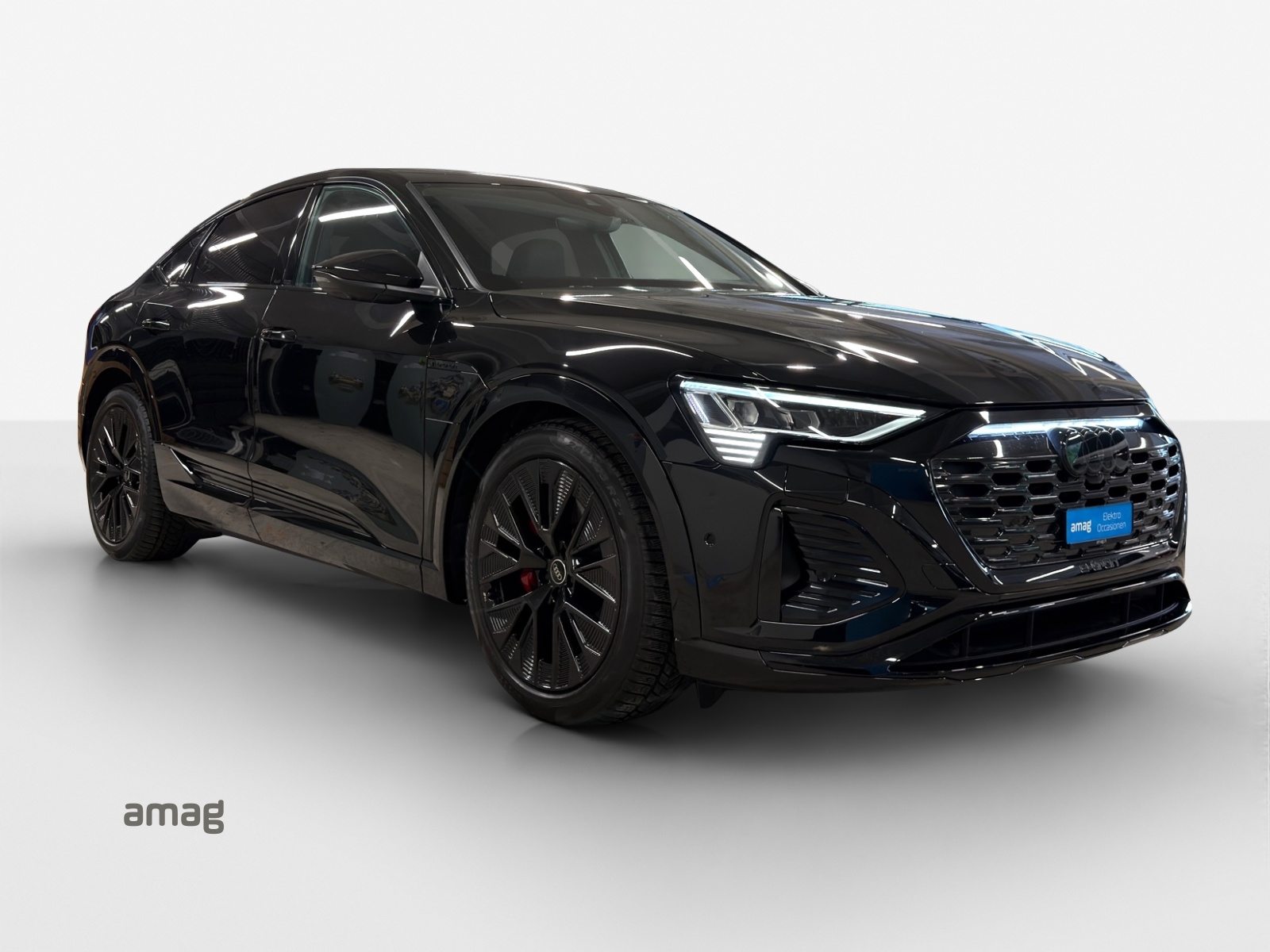 AUDI Q8 Sportback 50 e-tron Black Edition, Elektro, Occasion / Gebraucht, Automatik - 6