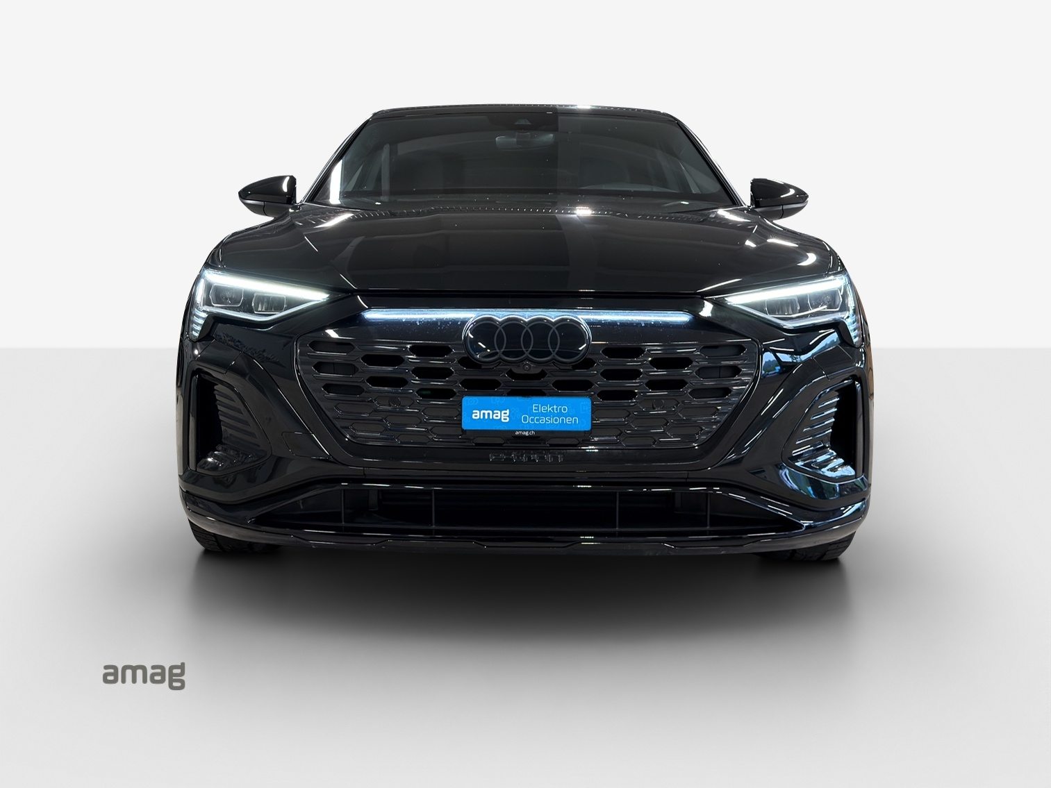 AUDI Q8 Sportback 50 e-tron Black Edition, Elektro, Occasion / Gebraucht, Automatik - 7