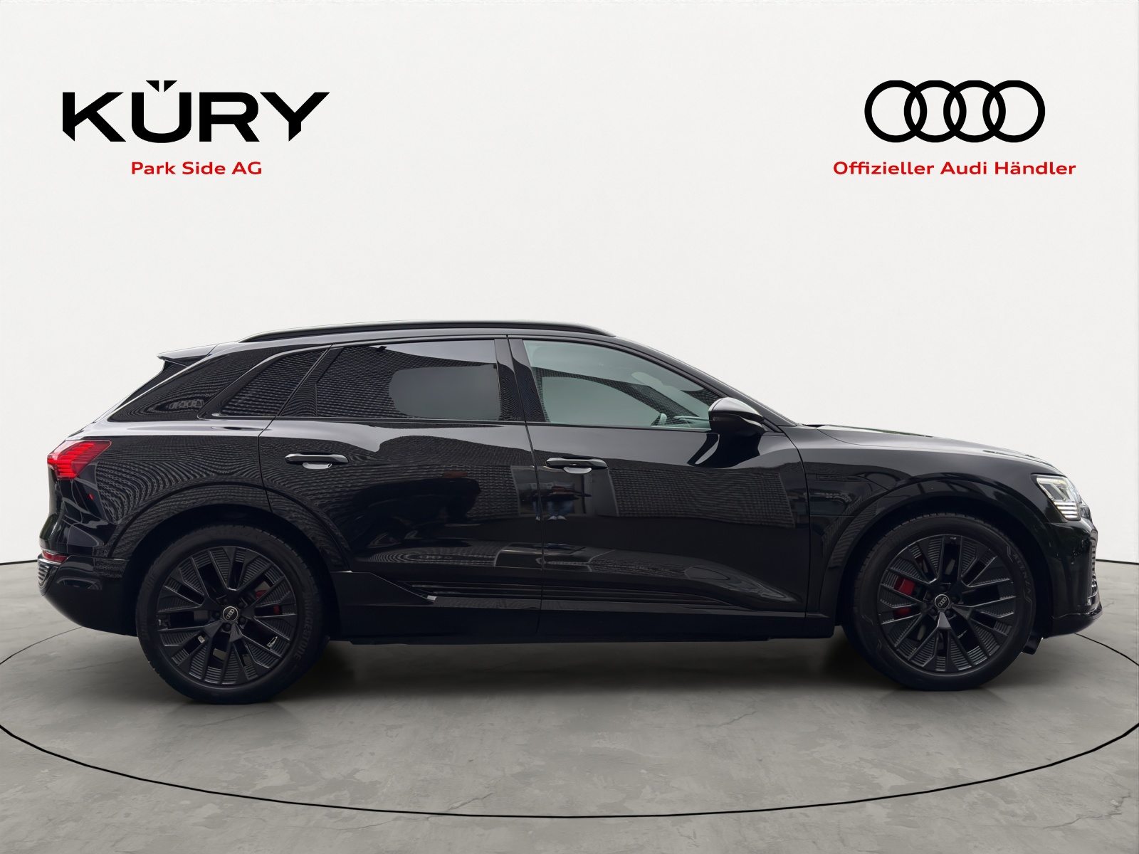 AUDI Q8 50 e-tron Black Edition, Elektro, Occasion / Gebraucht, Automatik - 3