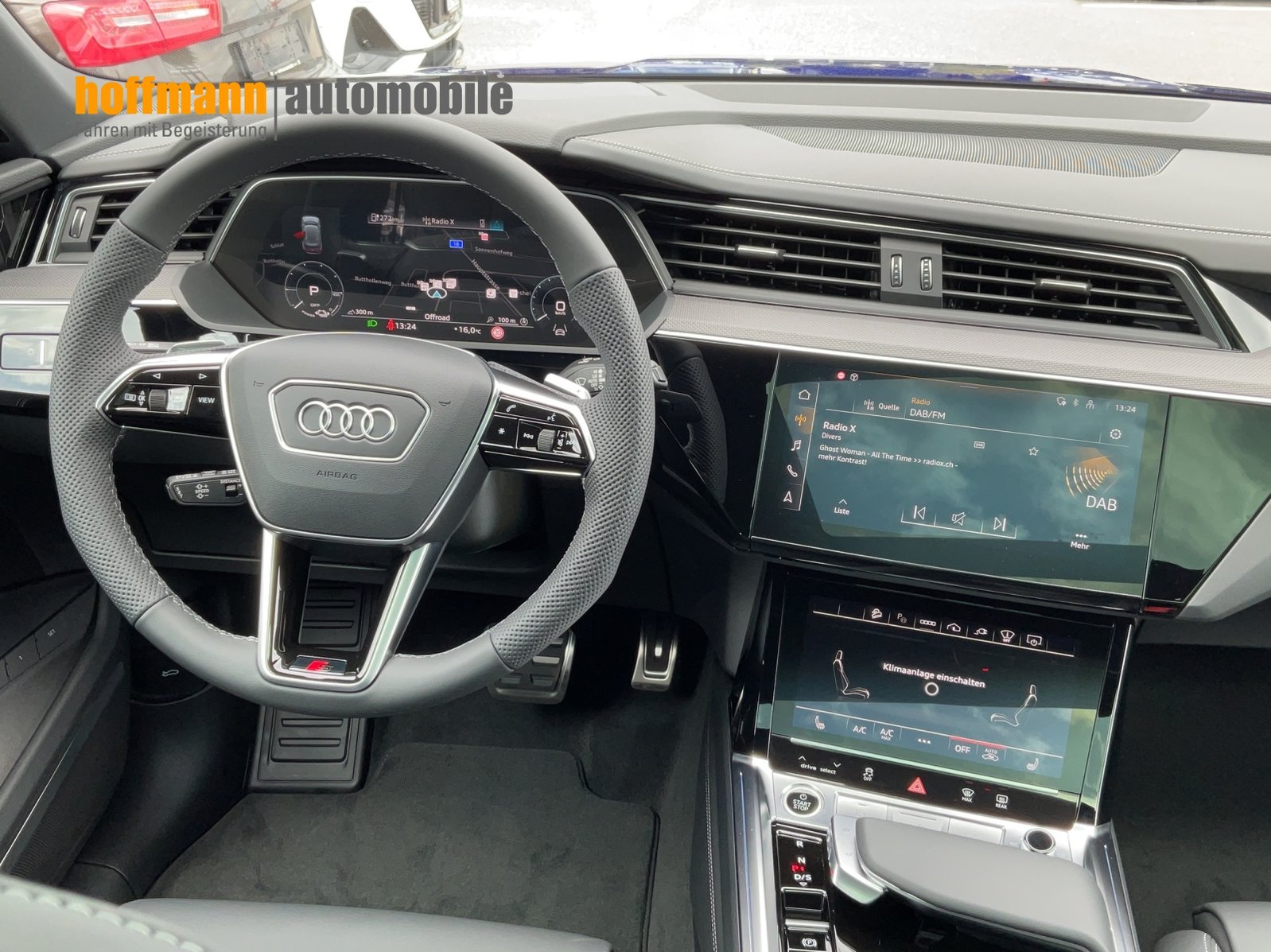 AUDI Q8 55 e-tron S line quattro, Électrique, Occasion / Utilisé, Automatique - 7