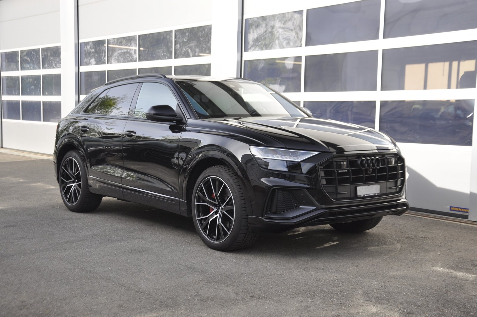 AUDI Q8 50 TDI quattro tiptronic I Anhängerkupplung