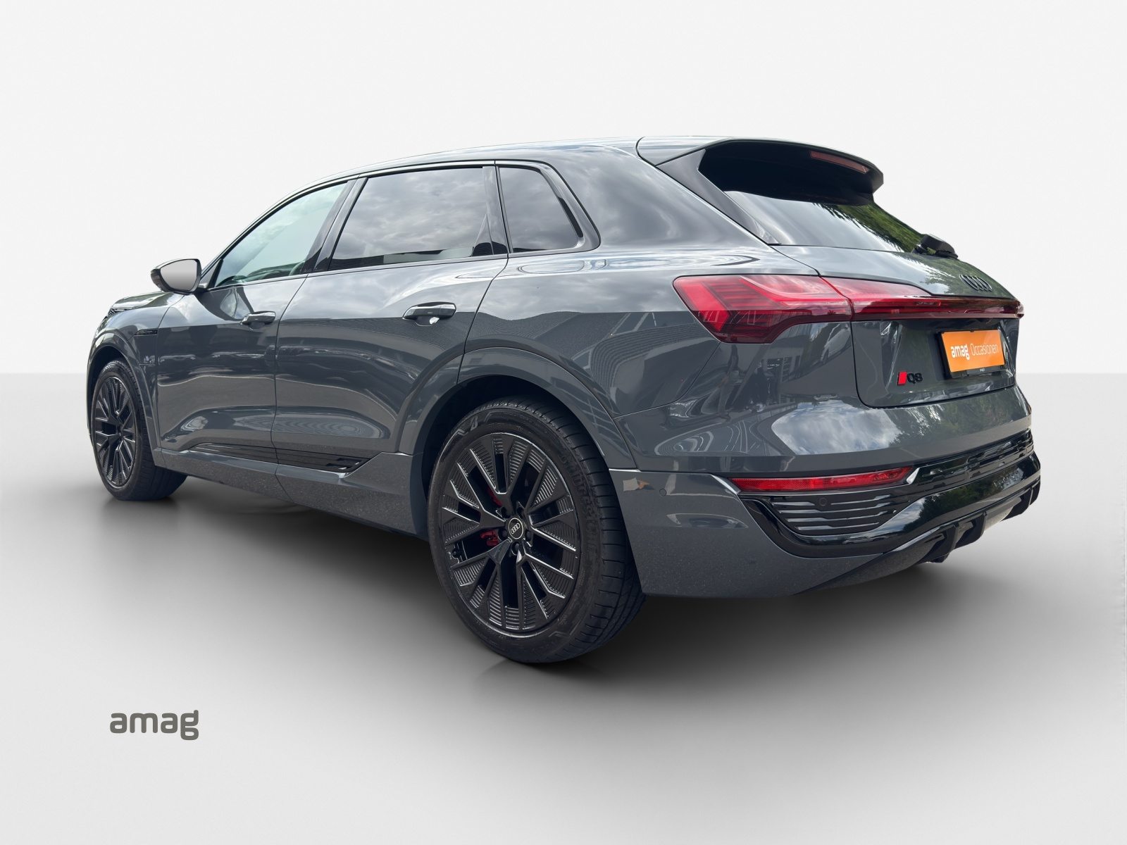 AUDI Q8 50 e-tron Black Edition, Electric, Second hand / Used, Automatic - 3