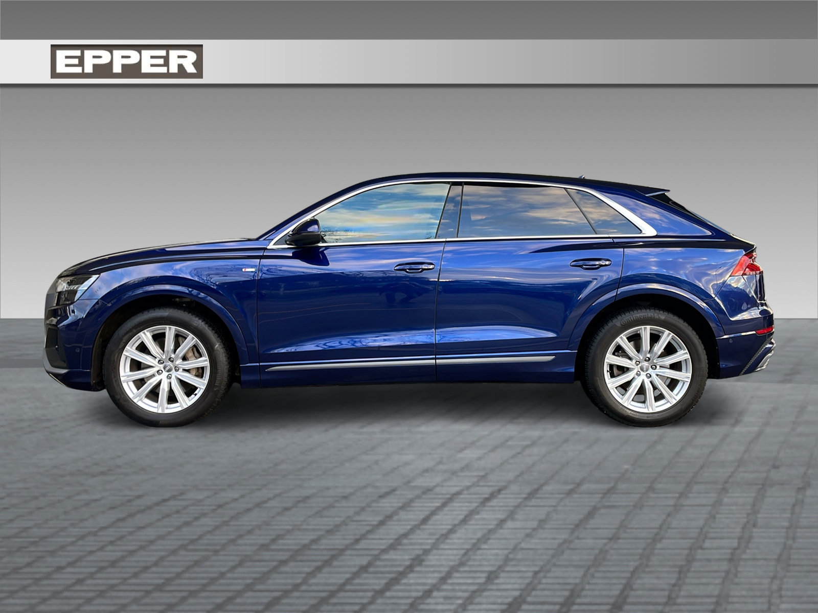 AUDI Q8 3.0 55 TFSI quattro T-Tronic, Mild-Hybrid Petrol/Electric, Second hand / Used, Automatic - 2