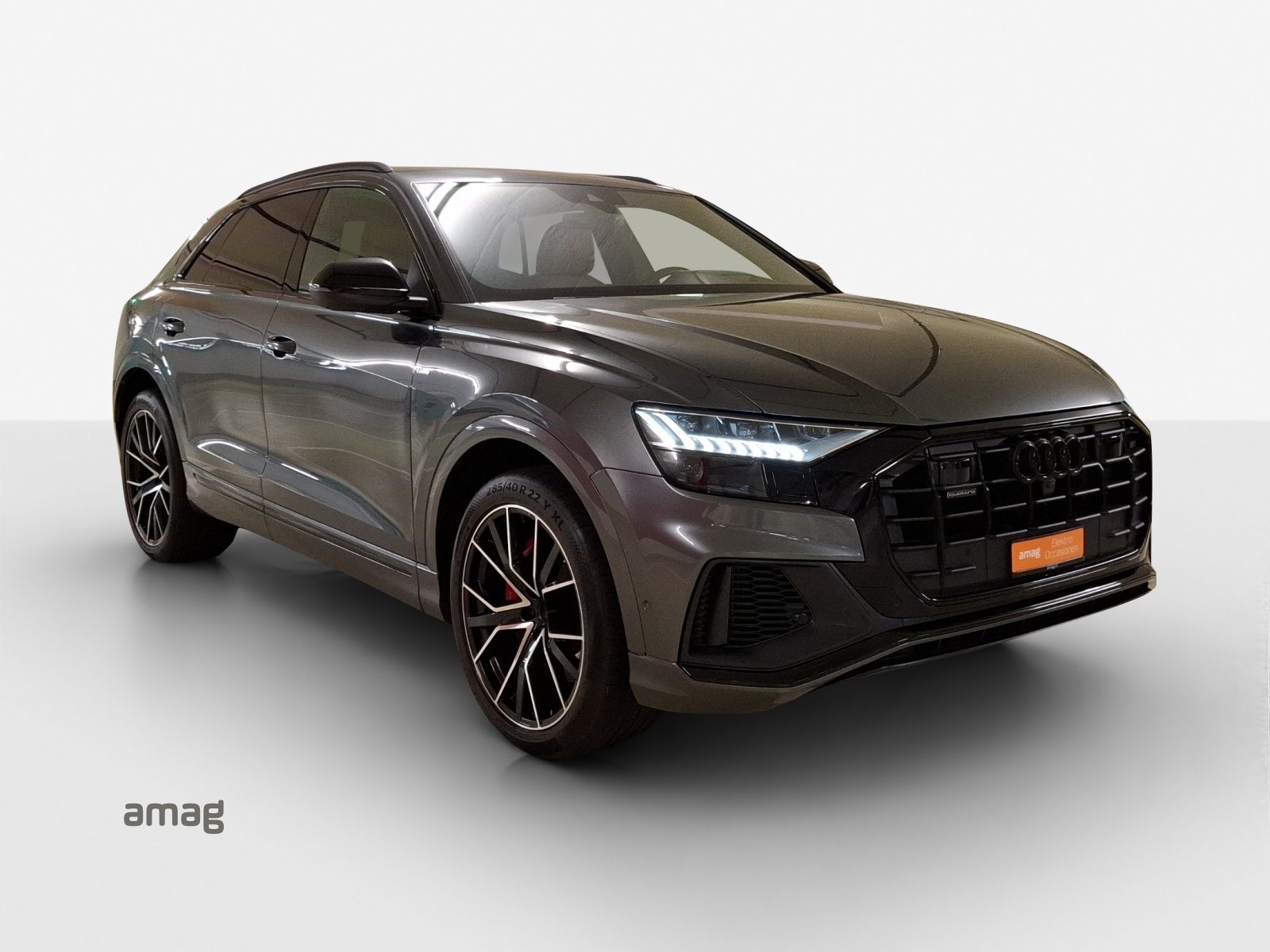 AUDI Q8 55 TFSI e Black Edition, Full-Hybrid Petrol/Electric, Second hand / Used, Automatic - 6
