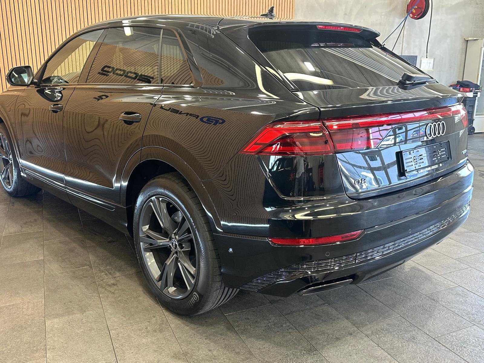 AUDI Q8 SUV TDI quattro tiptronic, Diesel, Occasion / Gebraucht, Automatik - 7