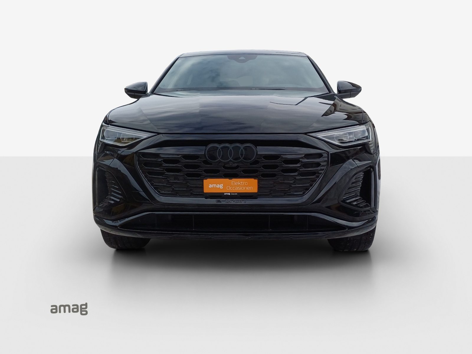 AUDI Q8 55 e-tron Black Edition, Elektro, Occasion / Gebraucht, Automatik - 7
