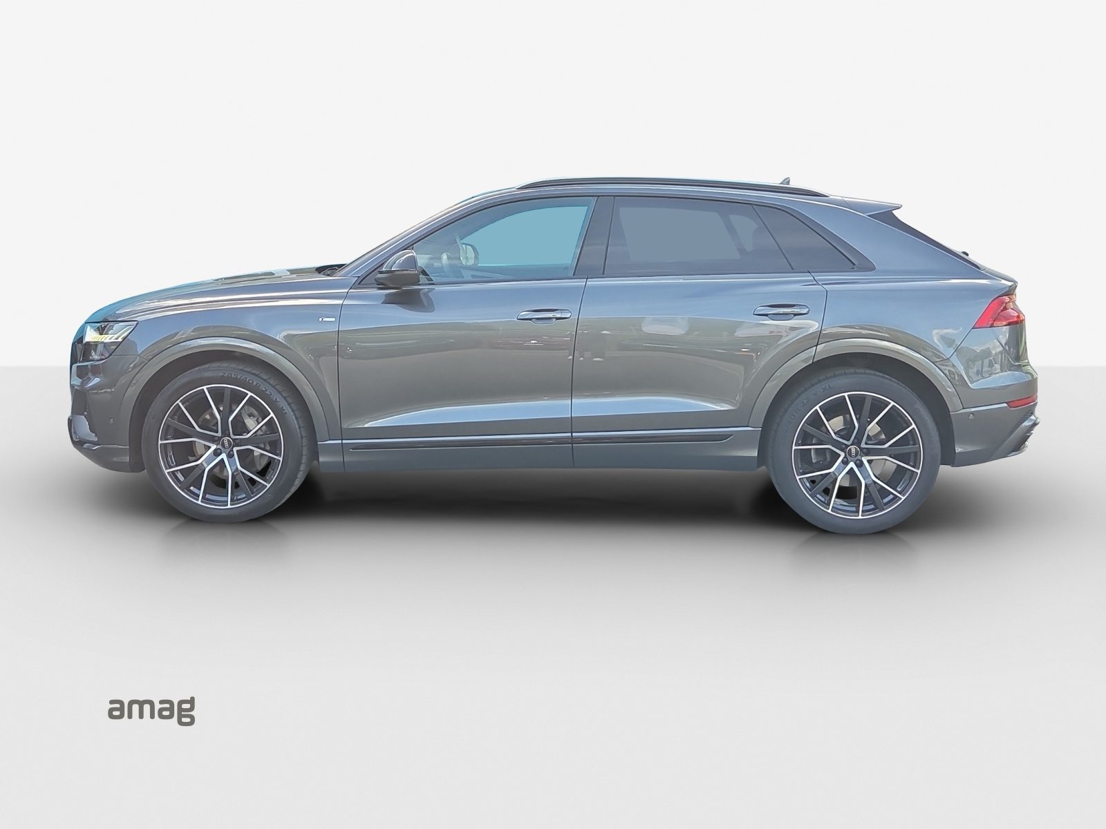 AUDI Q8 55 TFSI, Benzin, Occasion / Gebraucht, Automatik - 2