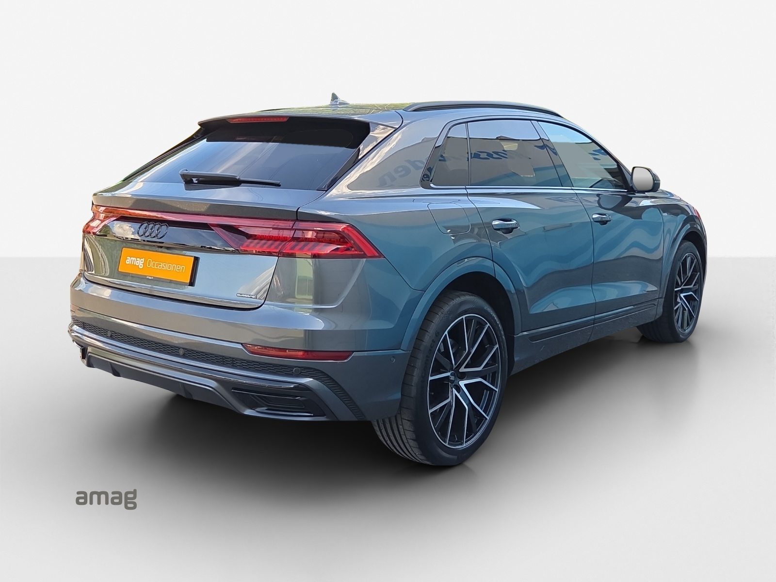AUDI Q8 55 TFSI, Benzin, Occasion / Gebraucht, Automatik - 5