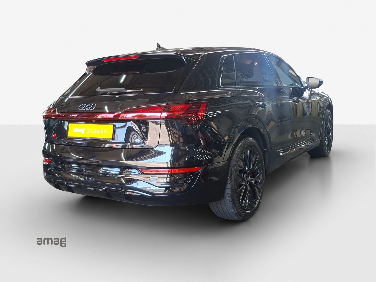 AUDI Q8 55 e-tron Black Edition, Électrique, Occasion / Utilisé, Automatique - 6