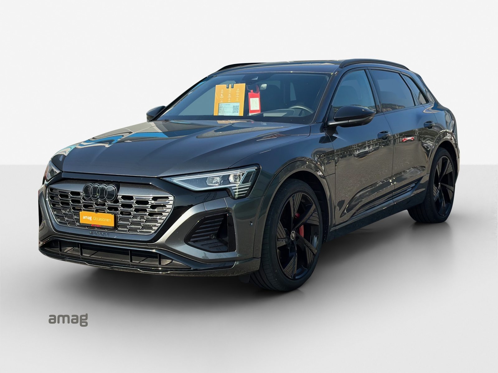 AUDI Q8 55 e-tron Black Edition