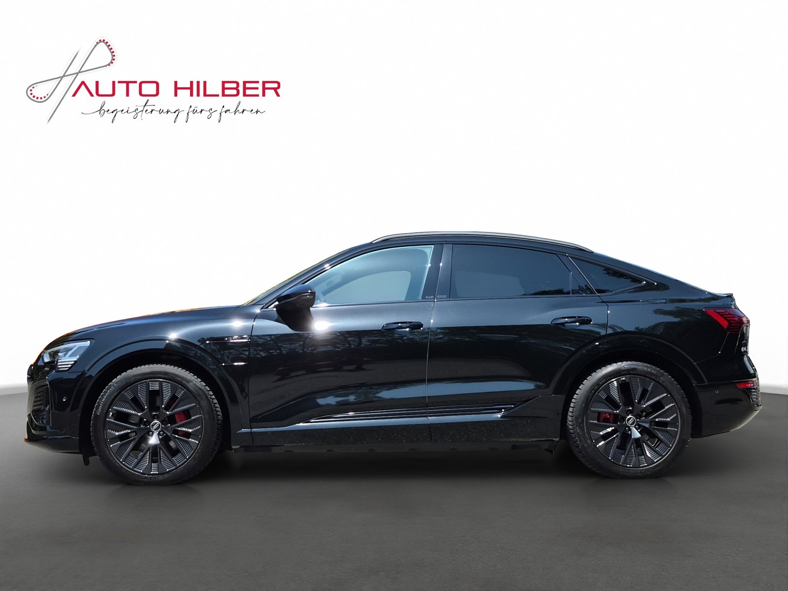 AUDI Q8 Sportback 50 e-tron S line quattro *Mega Ausstattung, Electric, Second hand / Used, Automatic - 4