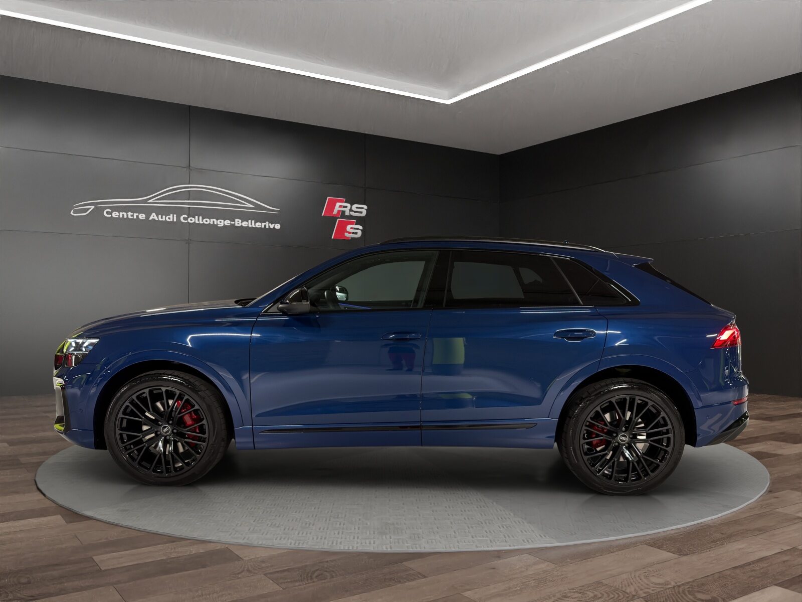 AUDI Q8 SUV 55 TFSI, Benzin, Occasion / Gebraucht, Automatik - 3