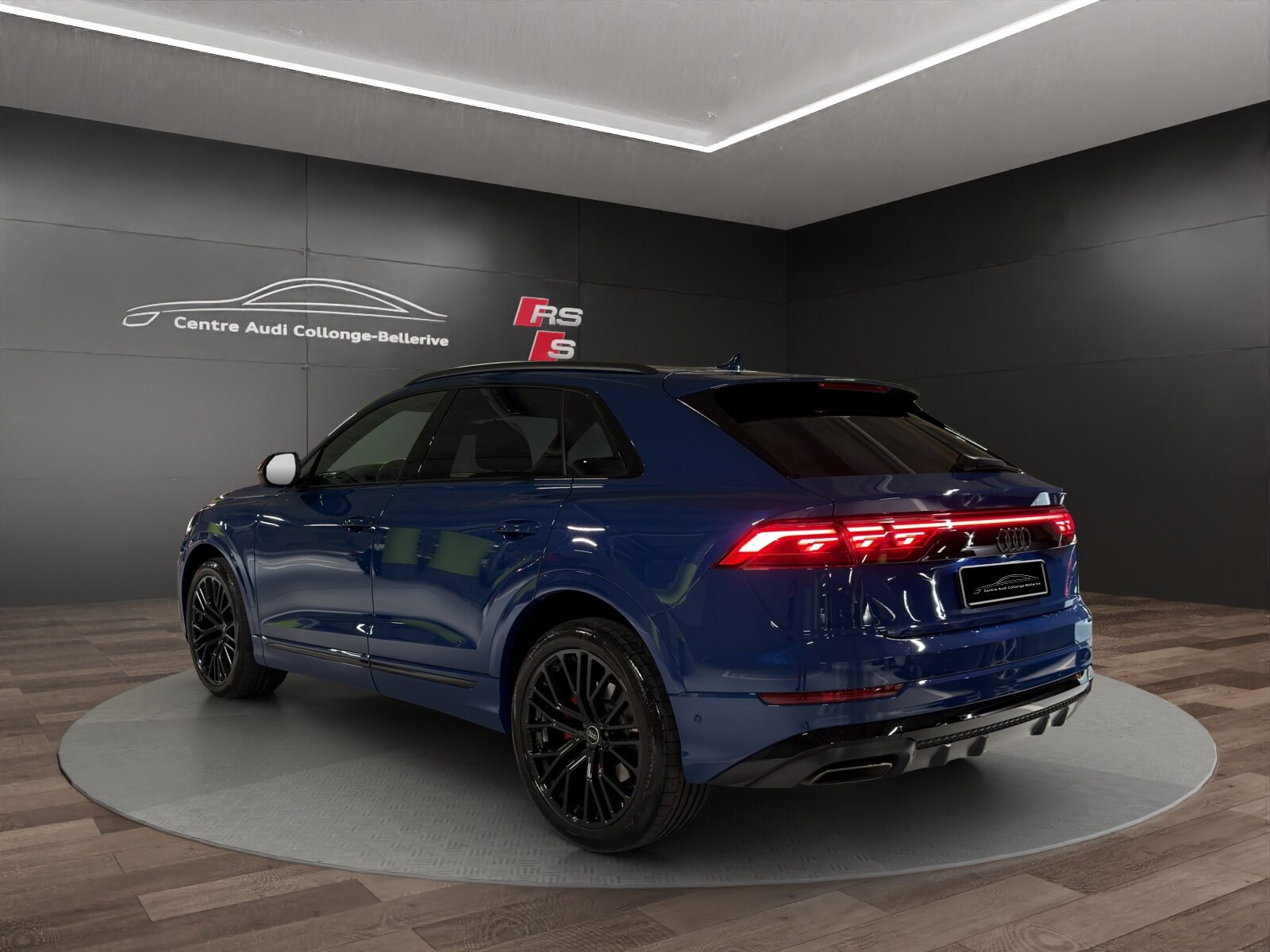 AUDI Q8 SUV 55 TFSI, Benzin, Occasion / Gebraucht, Automatik - 4
