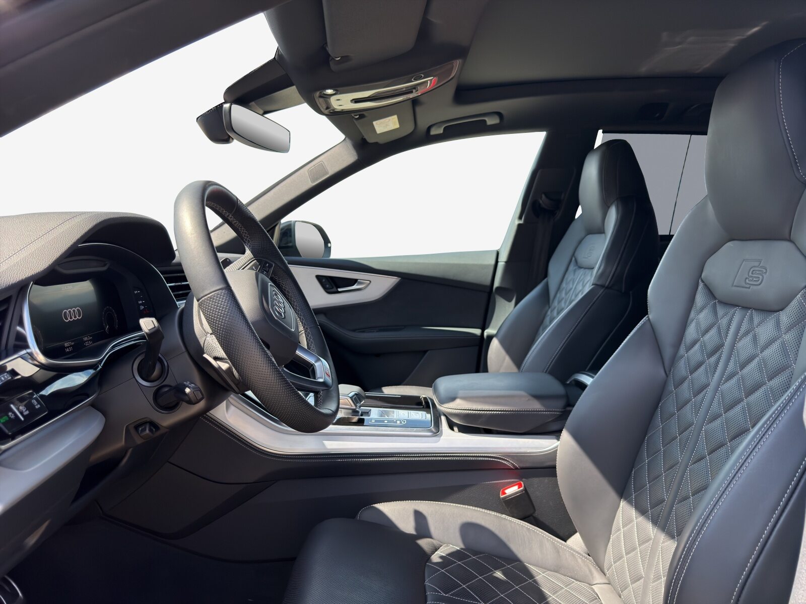 AUDI Q8 SUV 55 TFSI e, Voll-Hybrid Benzin/Elektro, Occasion / Gebraucht, Automatik - 5