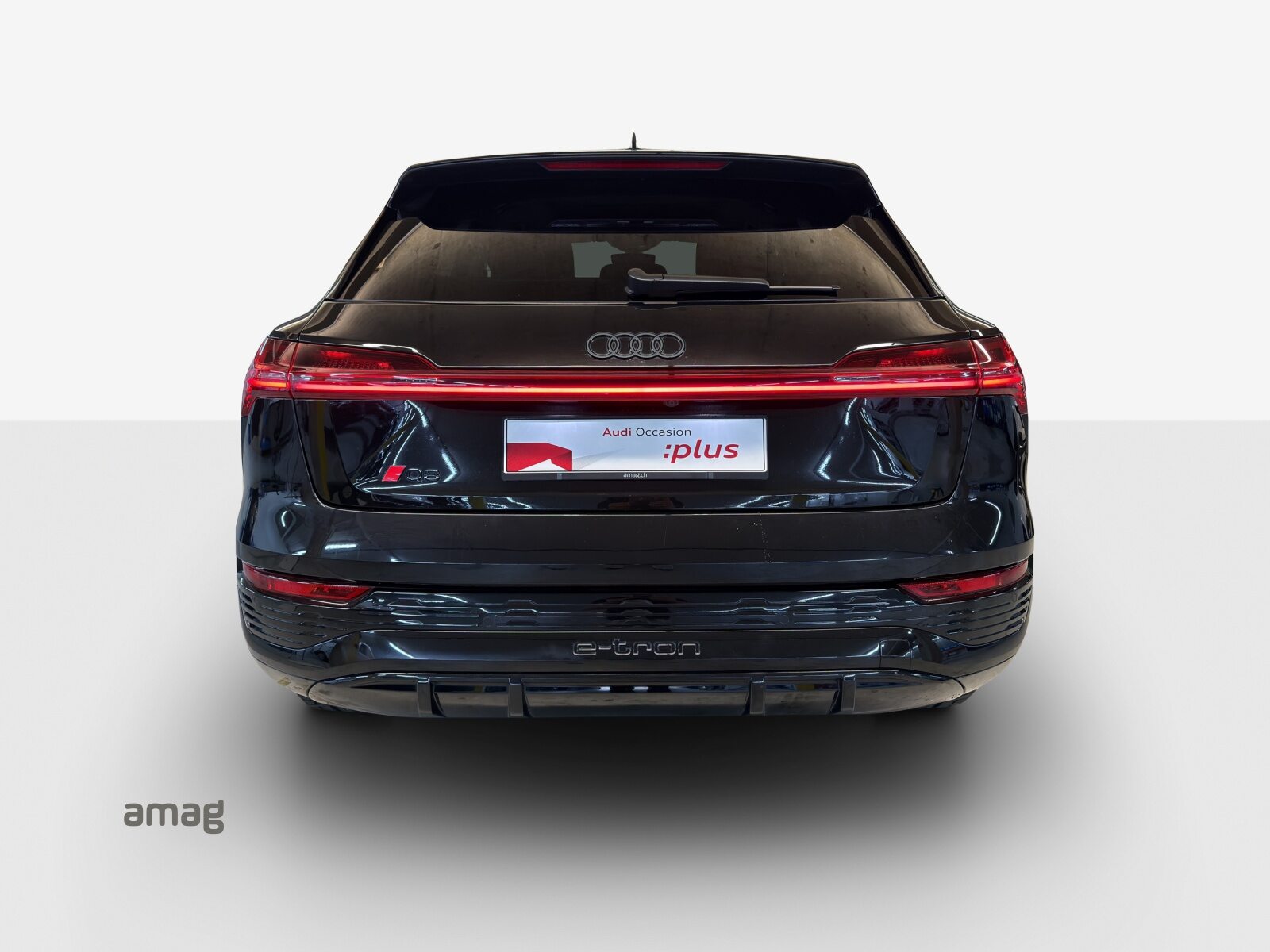 AUDI Q8 55 e-tron S line, Electric, Second hand / Used, Automatic - 4