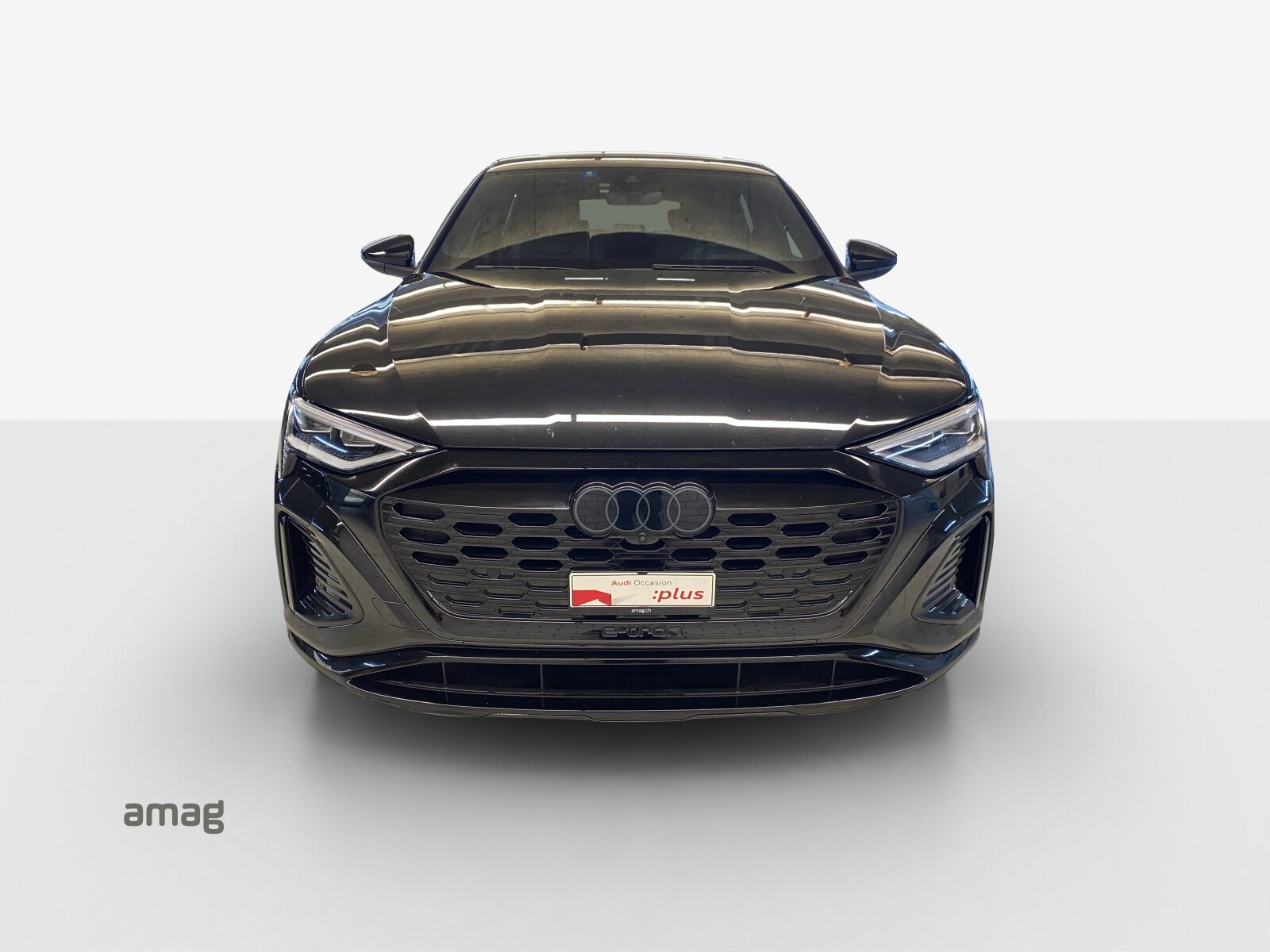 AUDI Q8 Sportback 55 e-tron Black Edition, Elektro, Occasion / Gebraucht, Automatik - 7