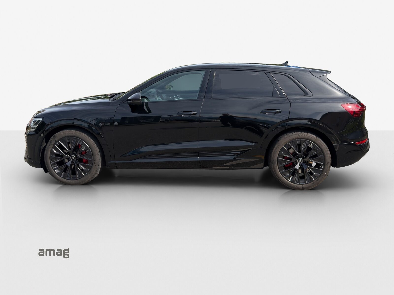 AUDI Q8 55 e-tron Black Edition, Electric, Second hand / Used, Automatic - 2