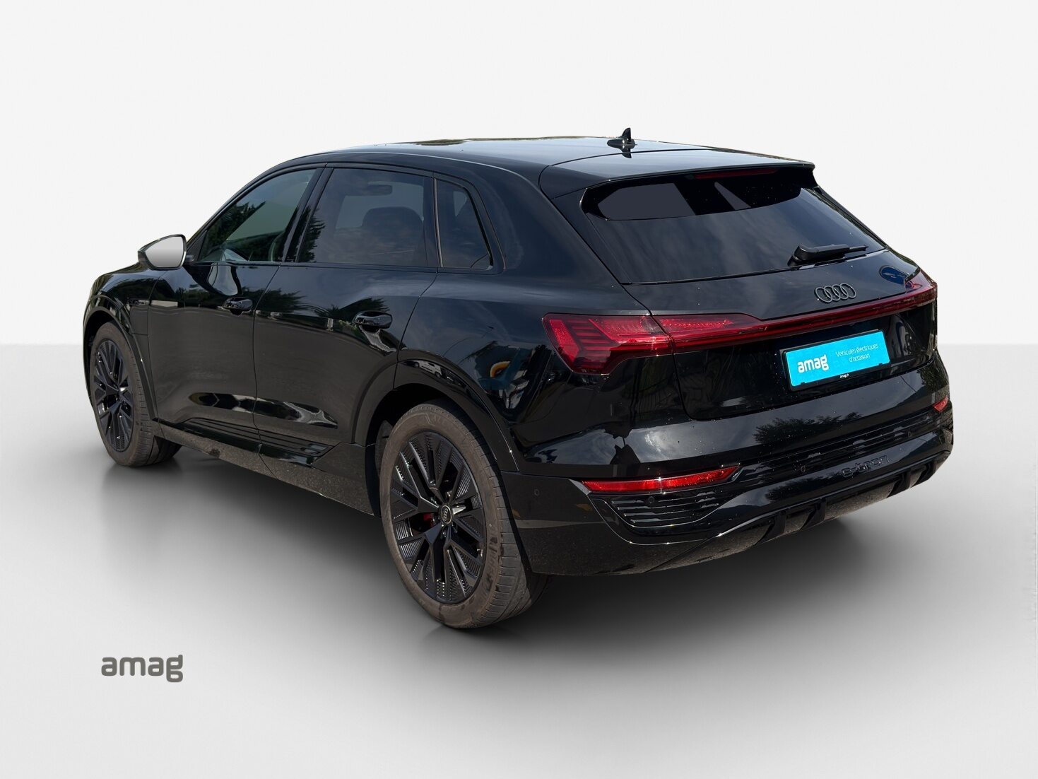 AUDI Q8 55 e-tron Black Edition, Electric, Second hand / Used, Automatic - 3