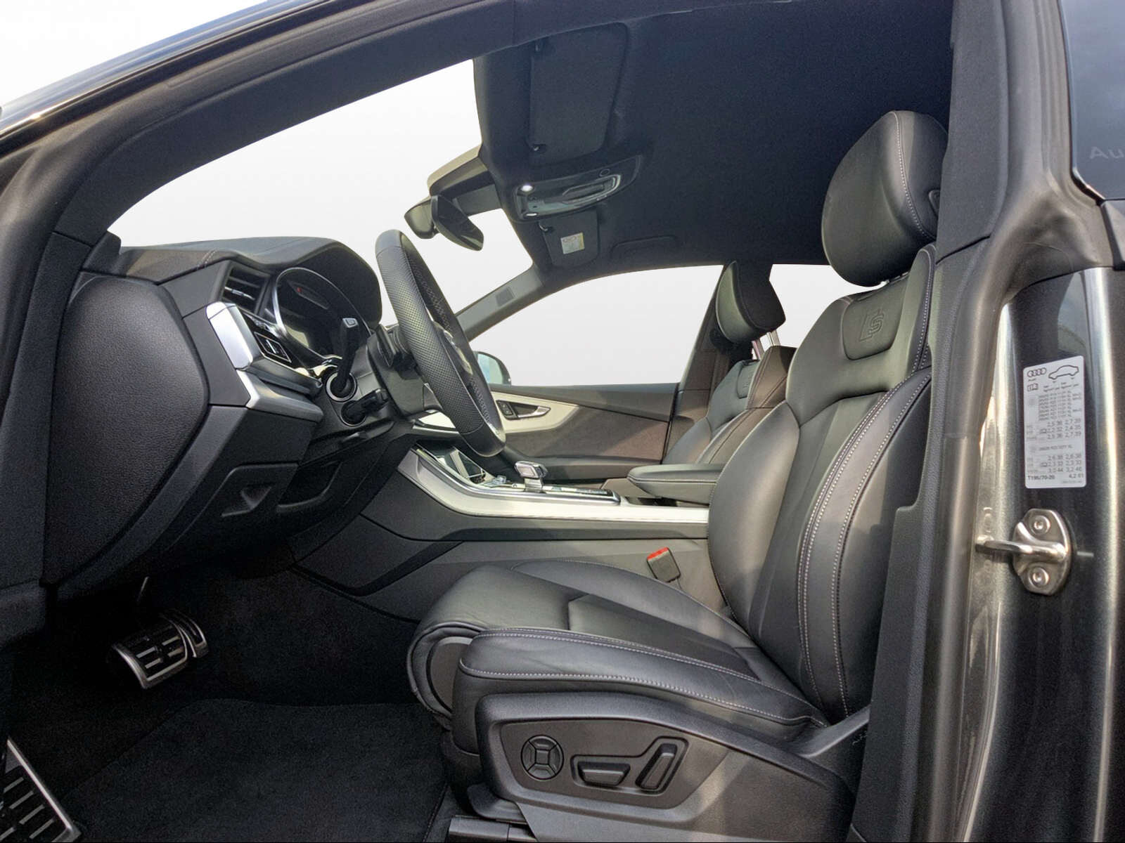 AUDI Q8 SUV TDI 210 kW, Diesel, Second hand / Used, Automatic - 7