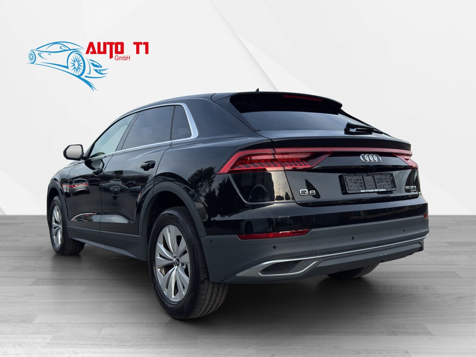AUDI Q8 55 TFSI quattro tiptronic, Mild-Hybrid Benzin/Elektro, Occasion / Gebraucht, Automatik - 5