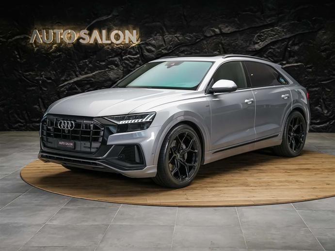 AUDI Q8 55 TFSI quattro tiptronic *22 Felgen*Panorama*BO*Sitzbel, Benzin, Occasion / Gebraucht, Automatik