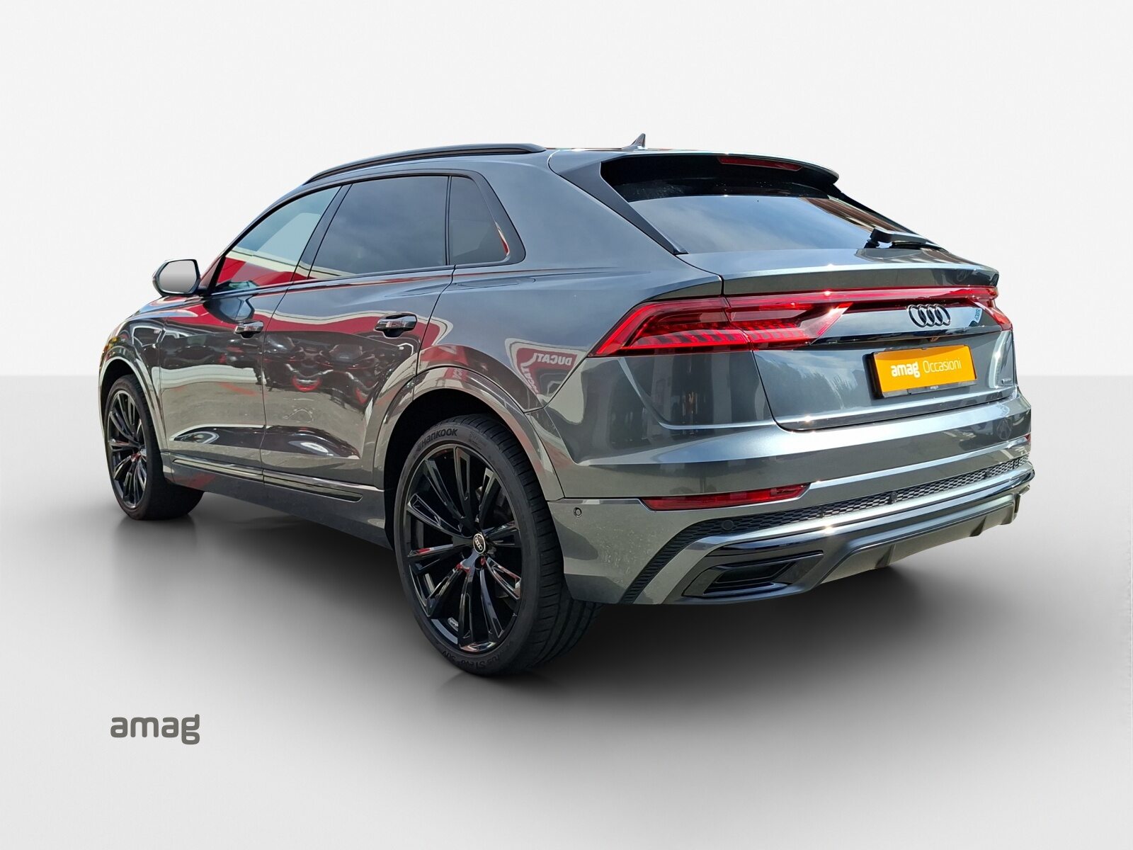 AUDI Q8 55 TFSI, Benzin, Occasion / Gebraucht, Automatik - 3